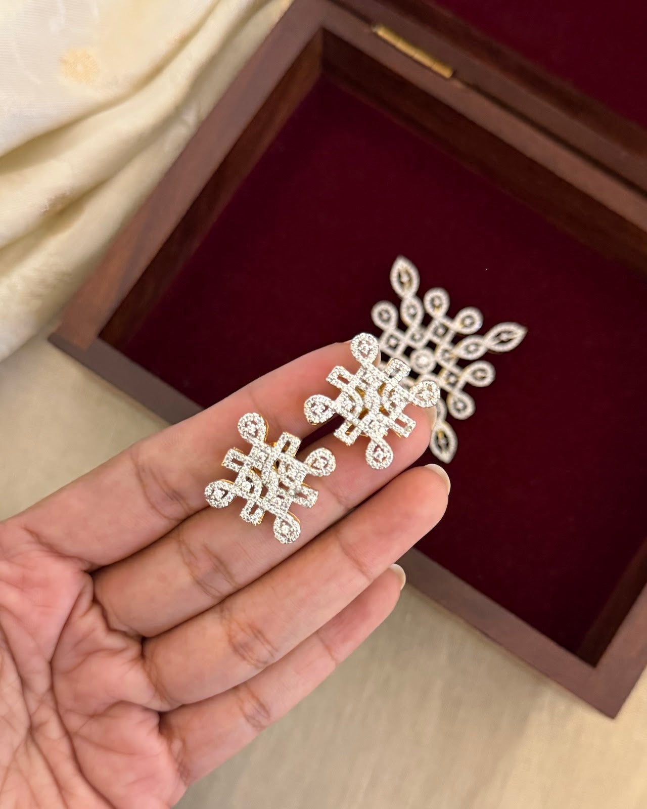 Kolam & Muggu Pendant Set HA361