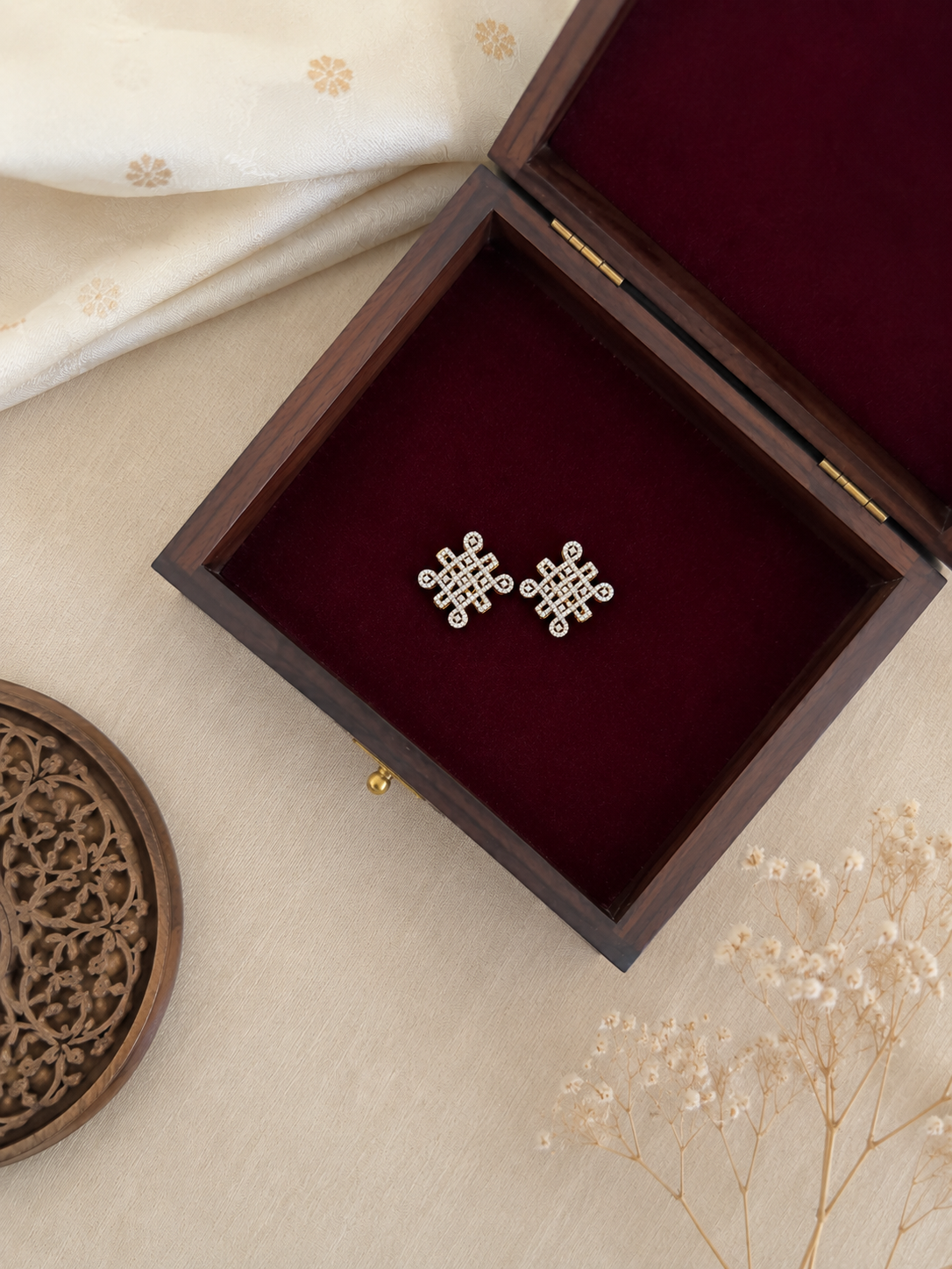 Kolam Muggu Pendant Set HA358