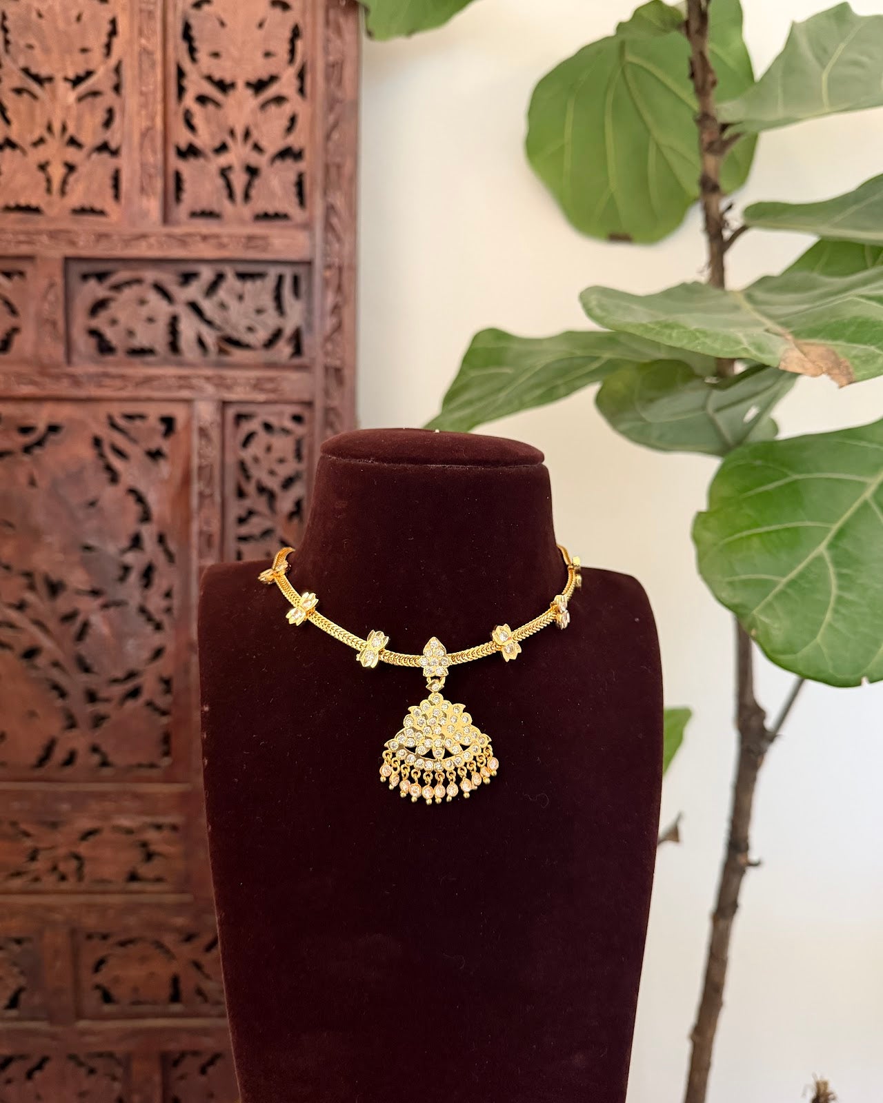 Vintage Attigai Necklace | Handmade Gold Tone | NC810
