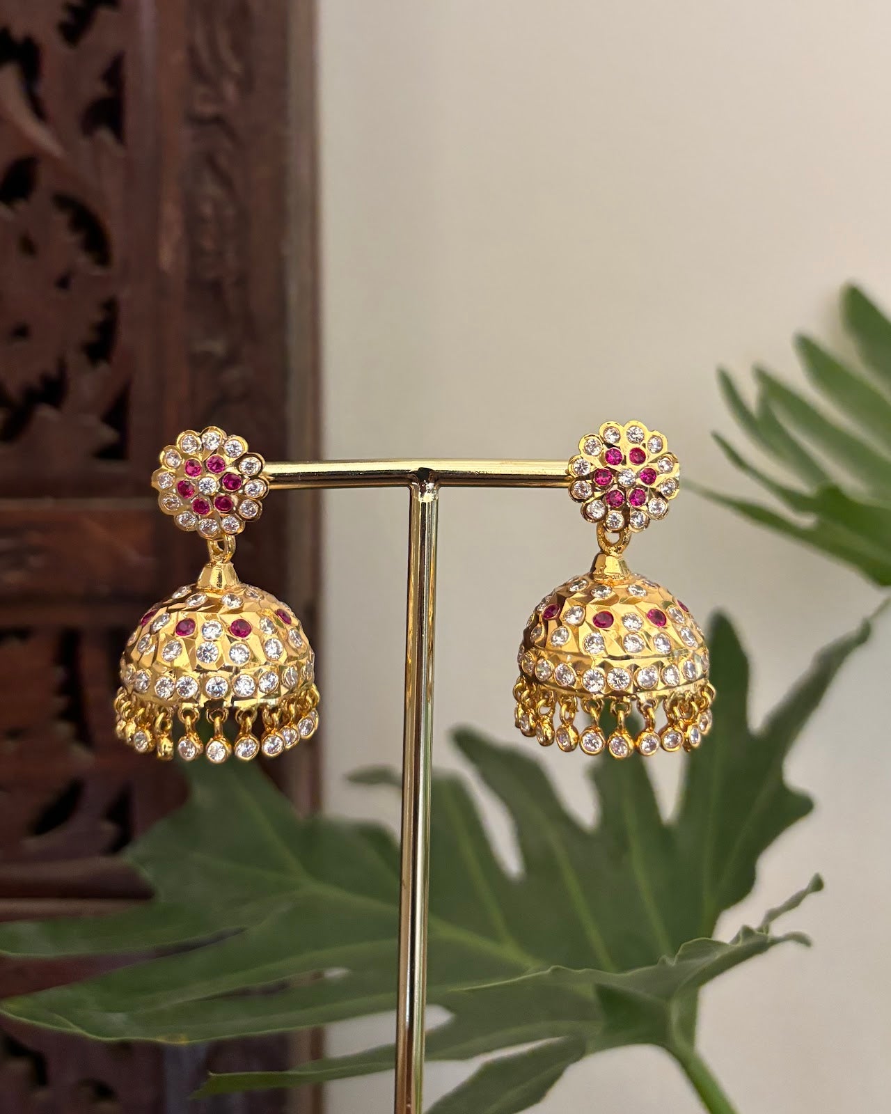 Royal Impon Jhumkas Vintage Ruby White ER391