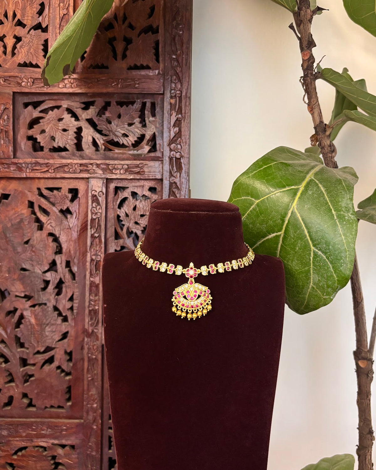 Classic Vintage Impon Ruby & White Choker Necklace | Handmade Gold Tone | NC930