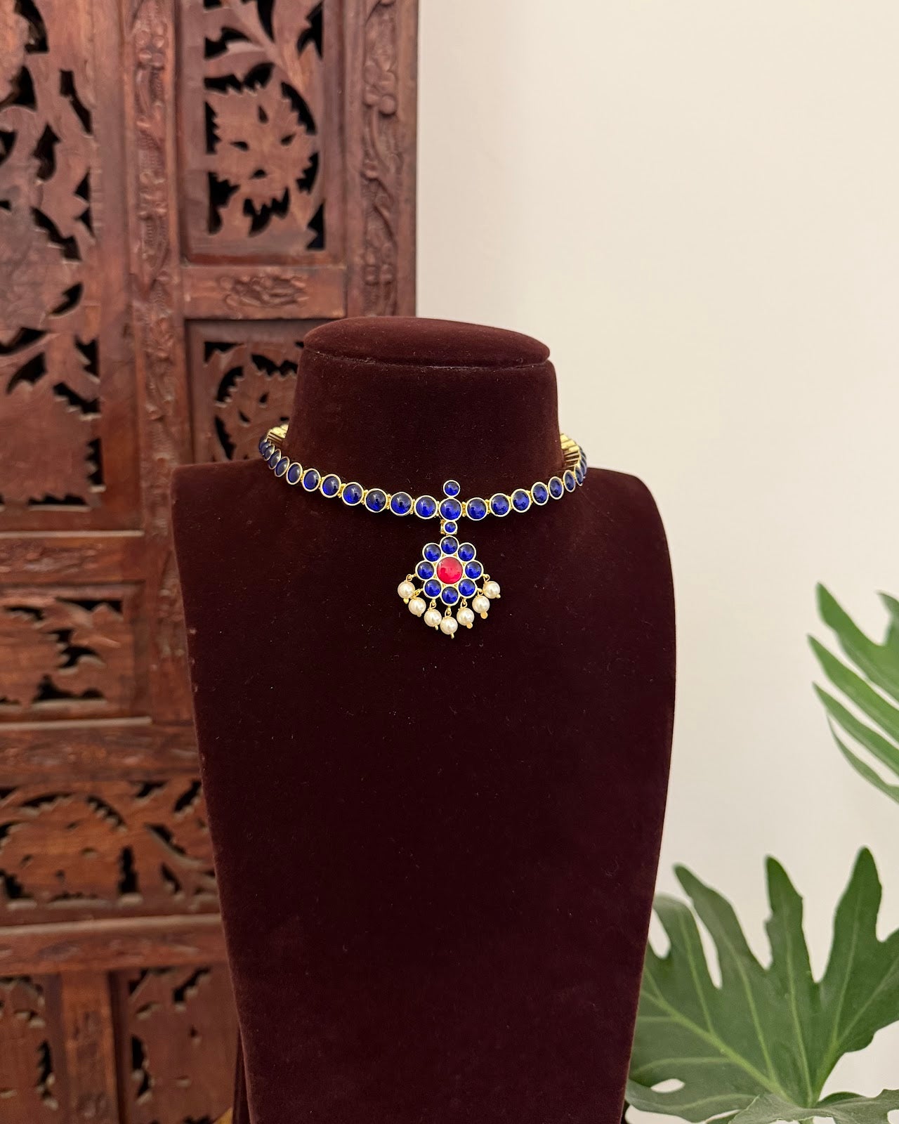 Vintage Impon Necklace Blue NC691