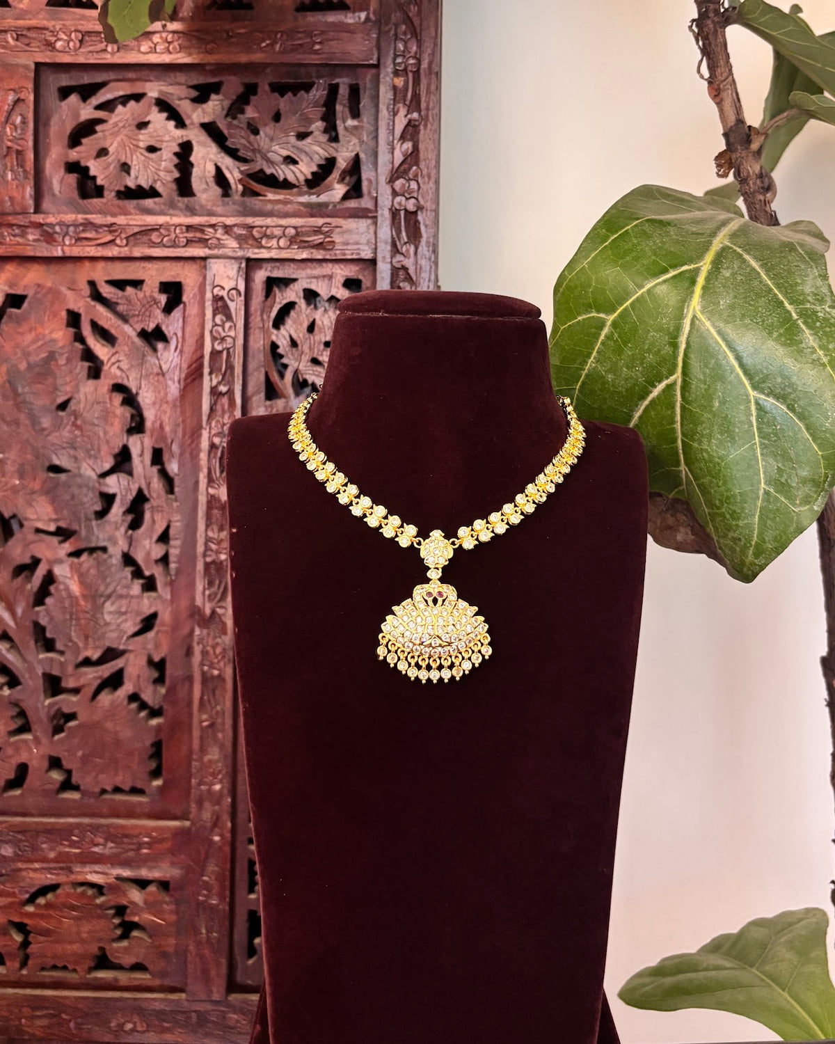 Traditional Vintage Impon White Necklace Set with Earrings | Handmade Gold Tone | NC929