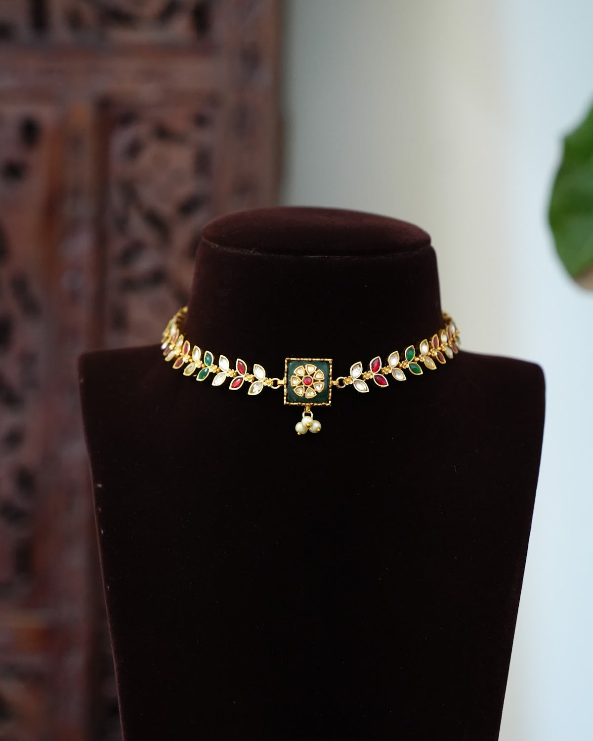Kundan Floral Statement Choker with Earrings | Handmade Gold Plated | NC903