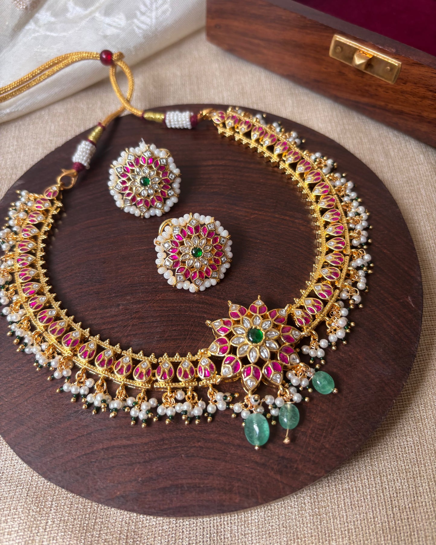 Jadau Kundan Floral Necklace Set | NC075