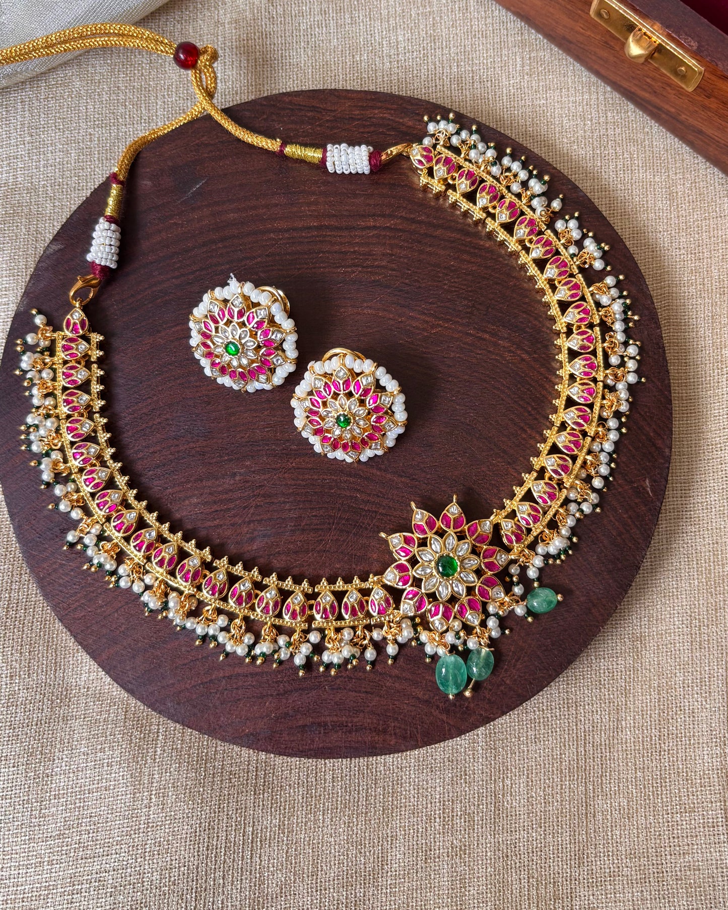 Jadau Kundan Floral Necklace Set | NC075