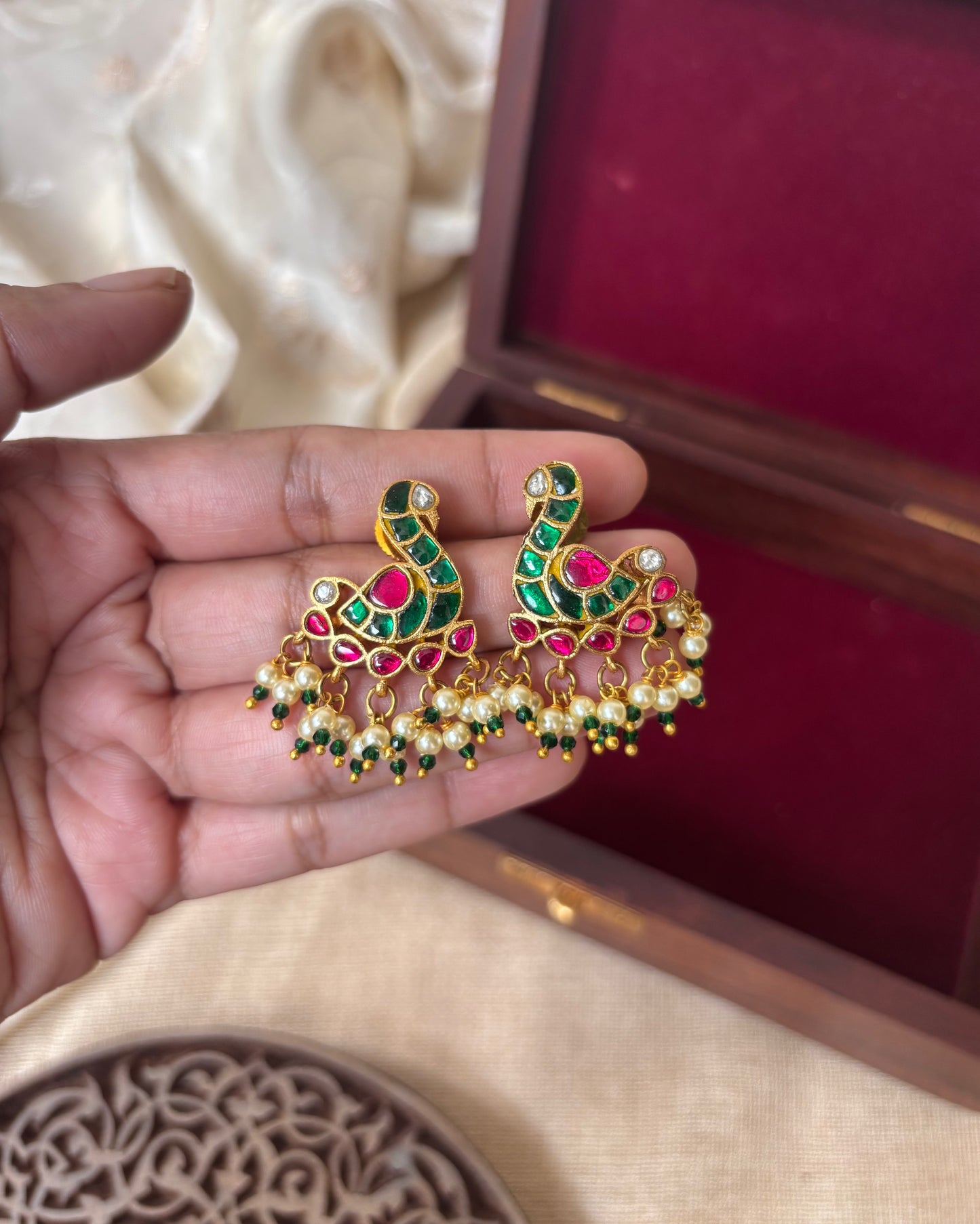 Peacock Glory: Multicolor Jadau Kundan Stud Earrings | ER048