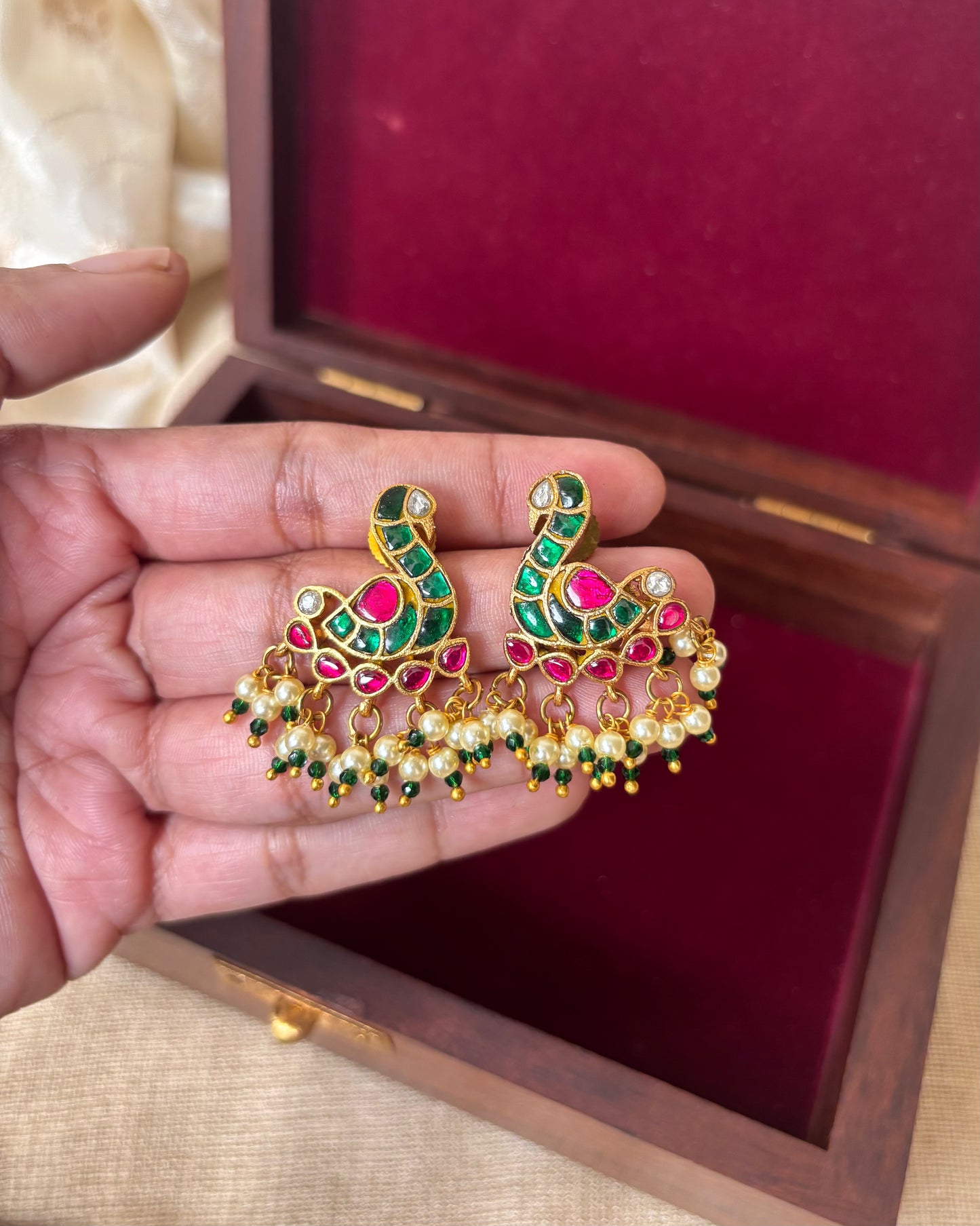 Peacock Glory: Multicolor Jadau Kundan Stud Earrings | ER048