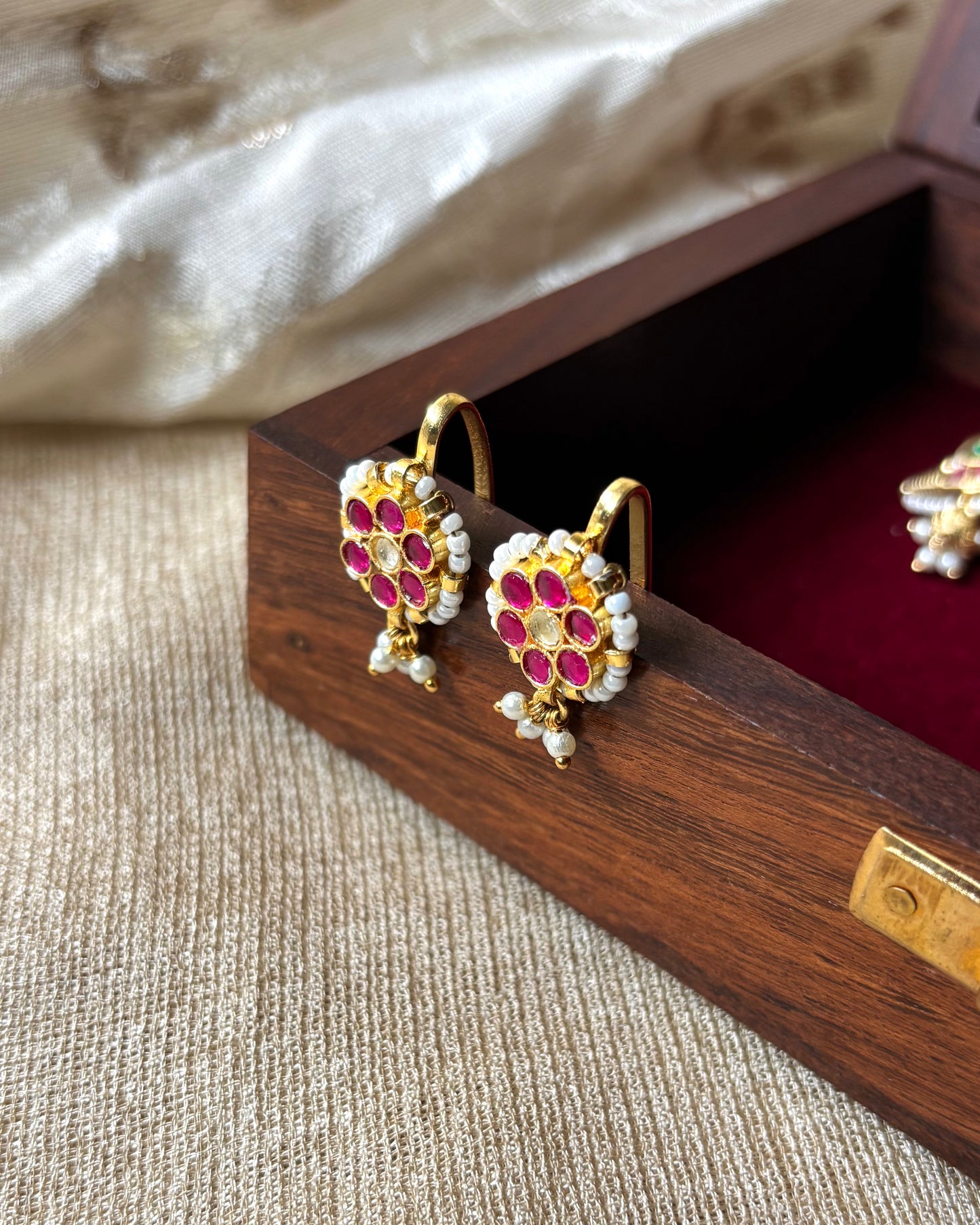 Floral Pink White Jadau Kundan Hair Pins (Set of 2) | HA145