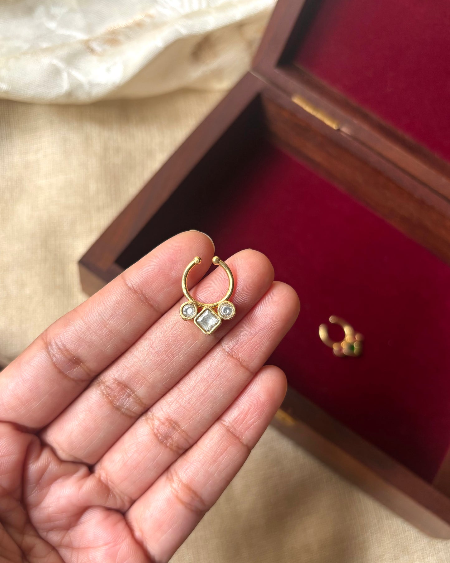 Minimal Clip On Septum Nosepin | NP066