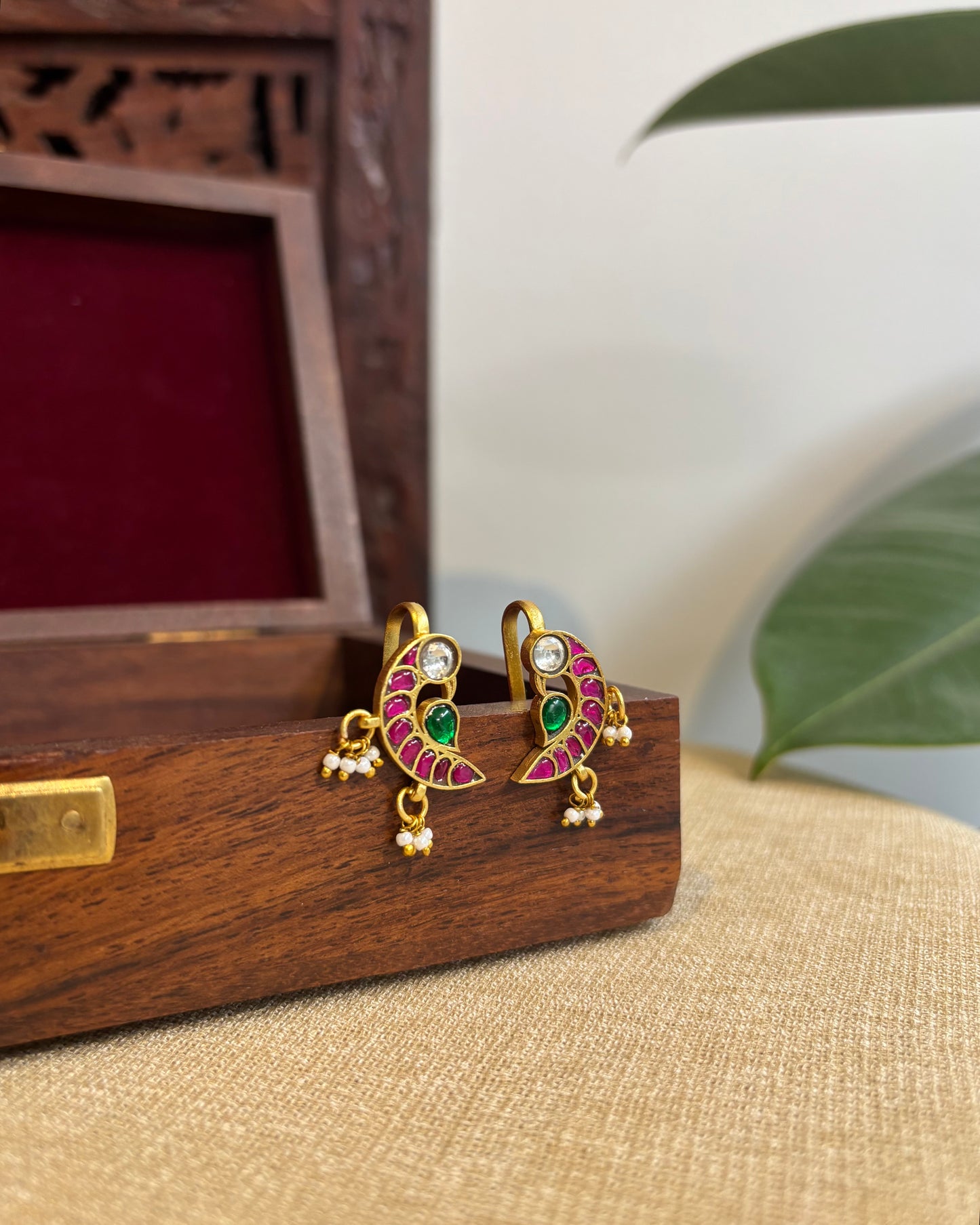 Multicolor Peacock Gold-Finish Jadau Bugadi | ER255