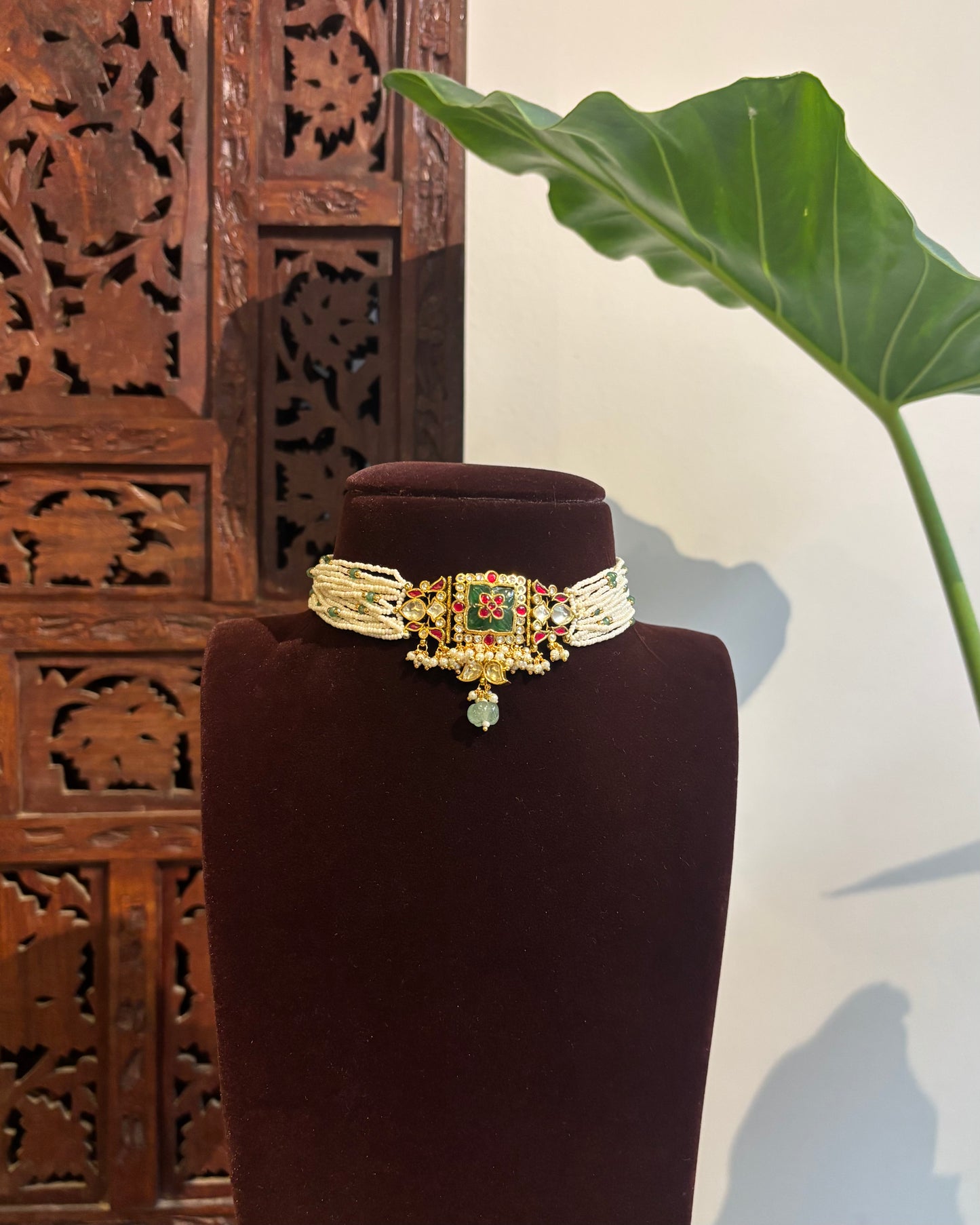 The Tri-Chrome Bloom – Statement Pearl Choker | Varna Edit | NC259