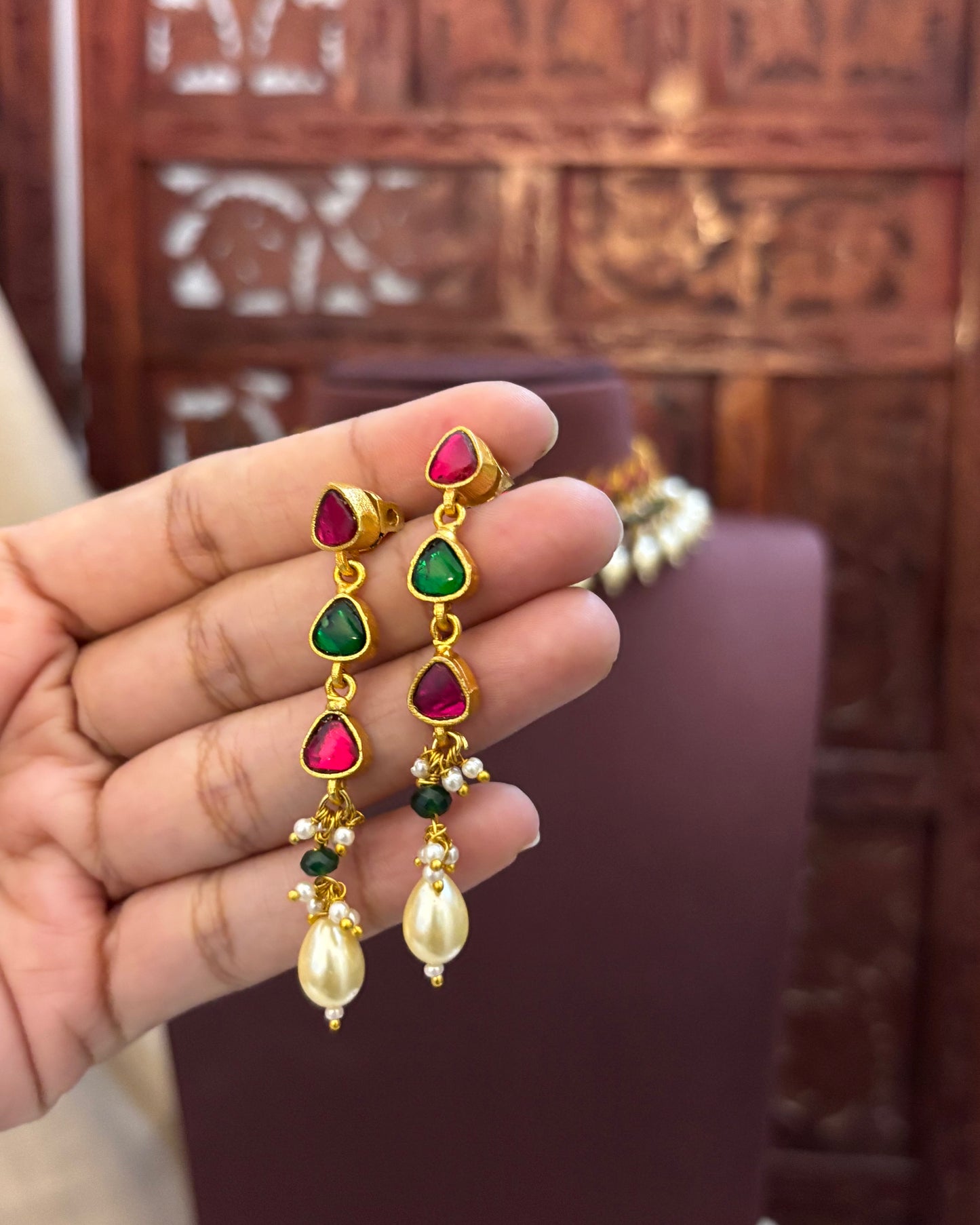 Reversible Jadau Kundan Choker Necklace – Pink & Green Dual Tone with Pearl Hangings | NC082