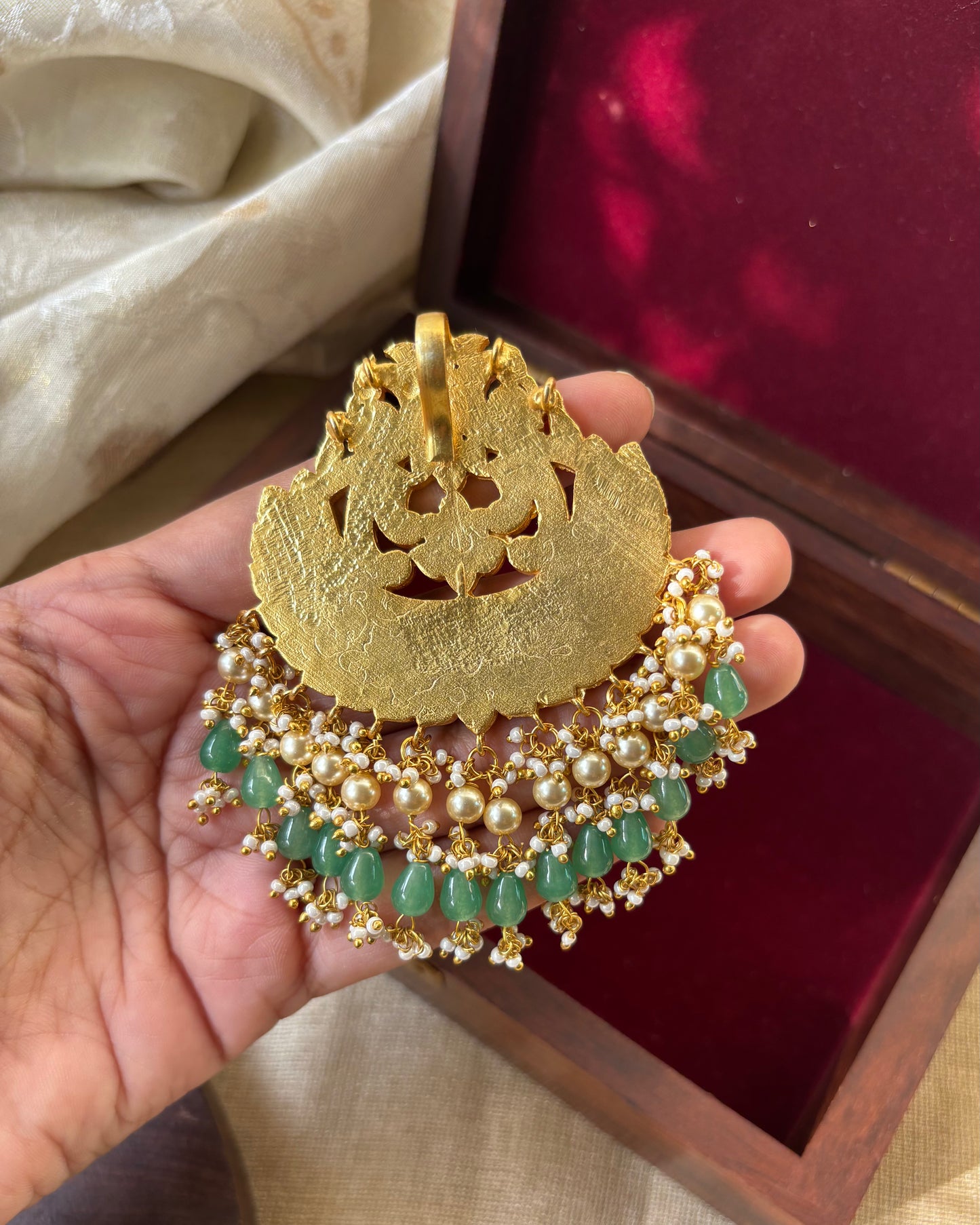 Intricate Floral Peacock Jadau Kundan Pendant | HA152