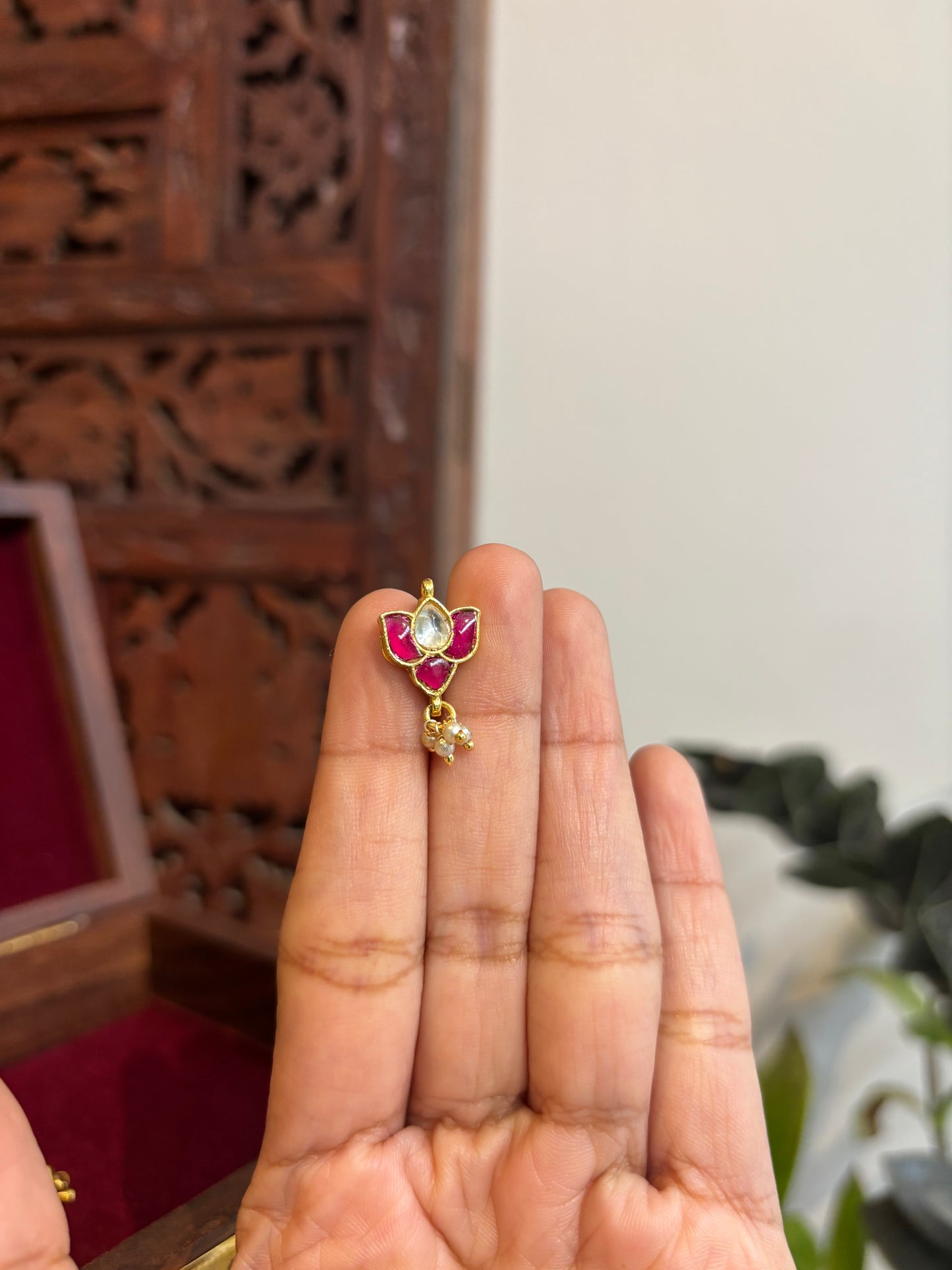 Lotus Minimal Floral Clip On Nosepin | NP097