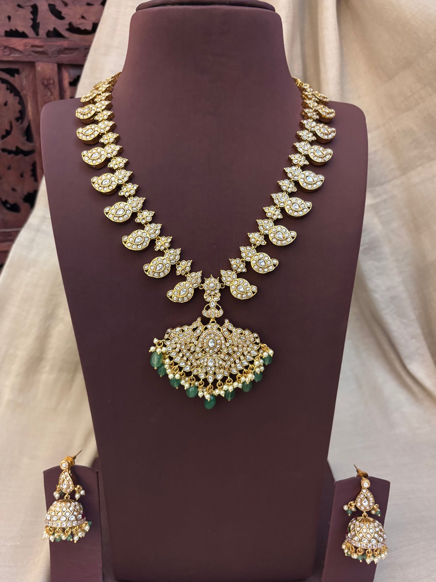 2 in 1 Kemp Mango Haram with Earrings | NC086