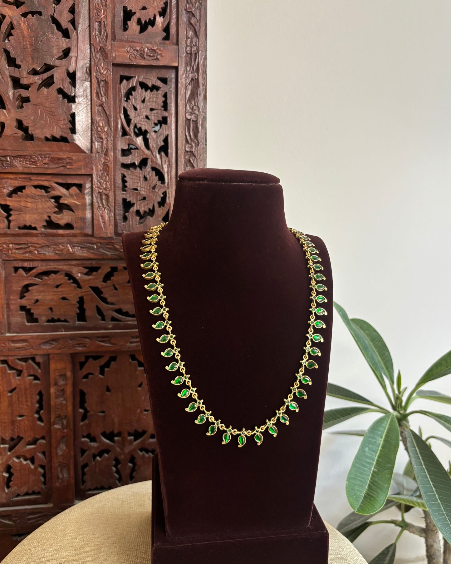 Mango Kundan Minimal Necklace | NC530