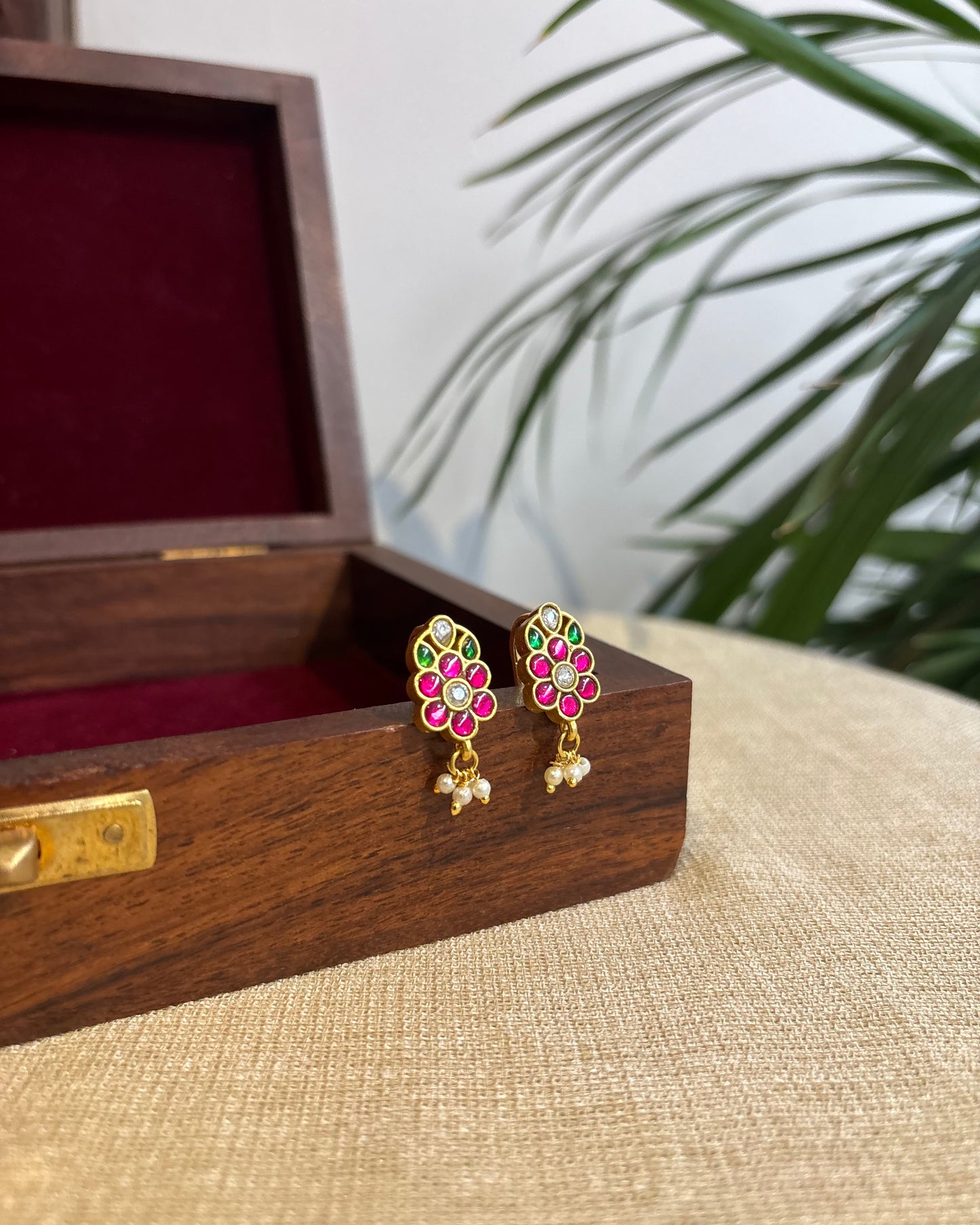 Multicolor Floral Gold-Finish Jadau Bugadi | ER273
