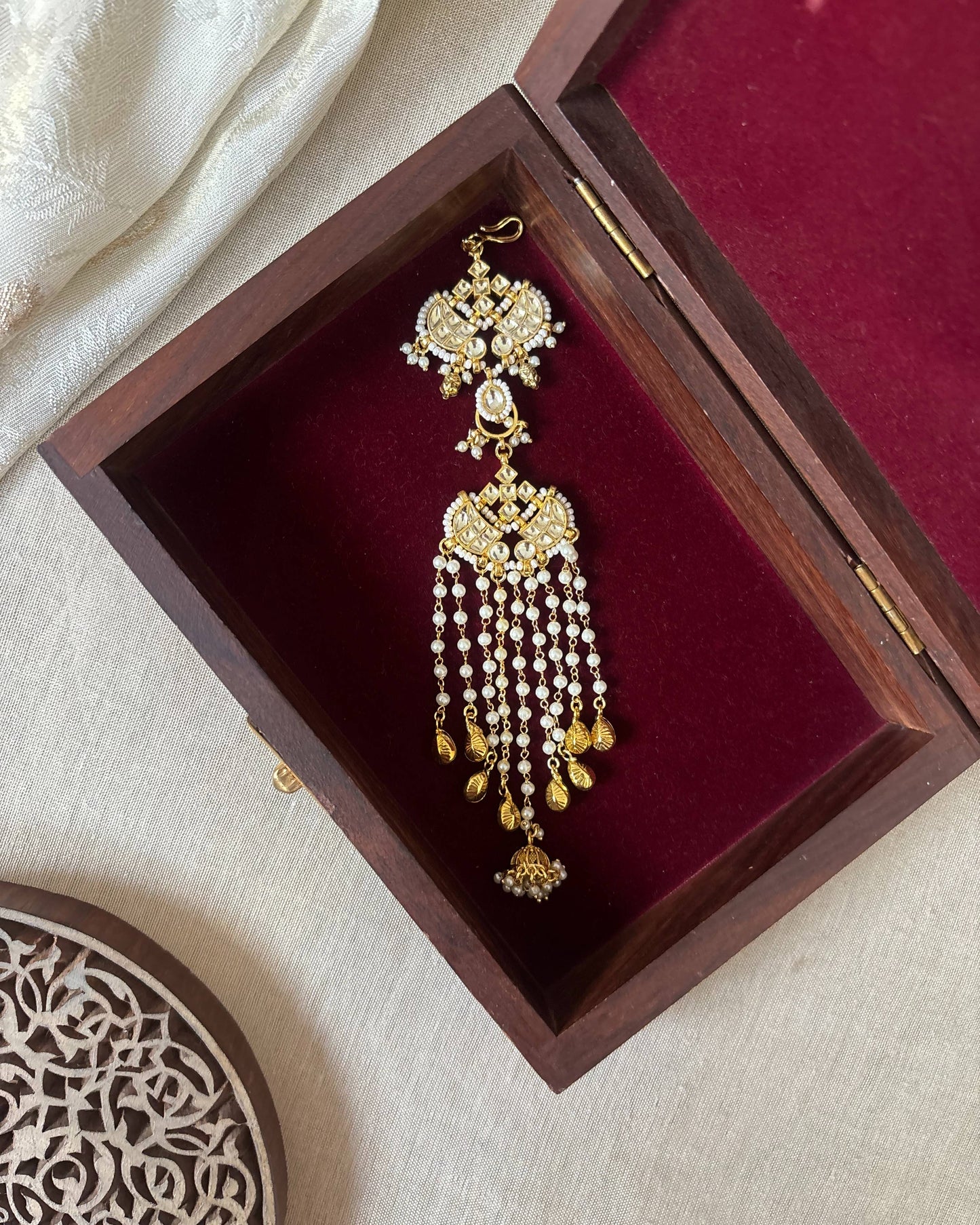 Jadau Kundan Hair Accessory | White | HA349