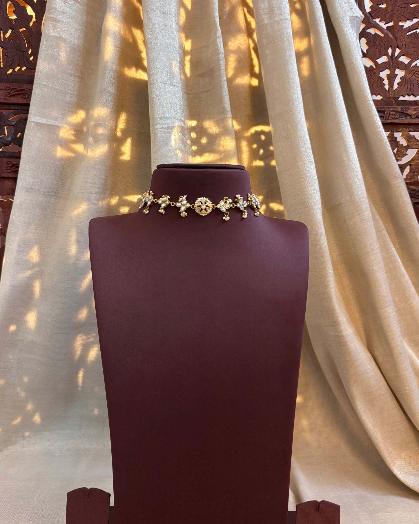 White Floral Kundan Choker | Gold Plated | NC096