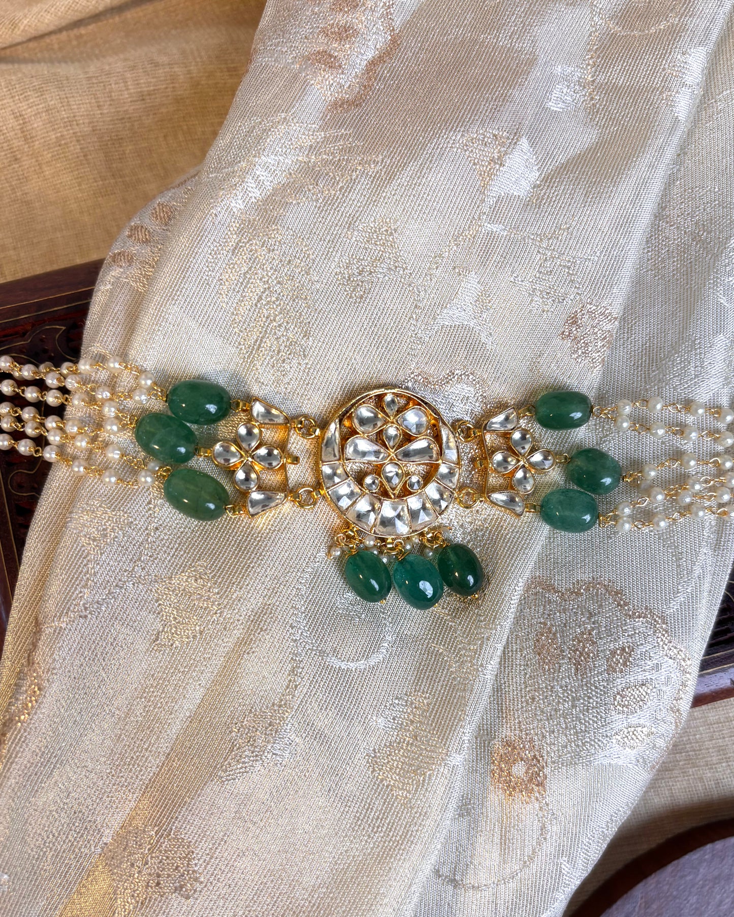 Minimal Kundan Pearl Choker Set | NC099