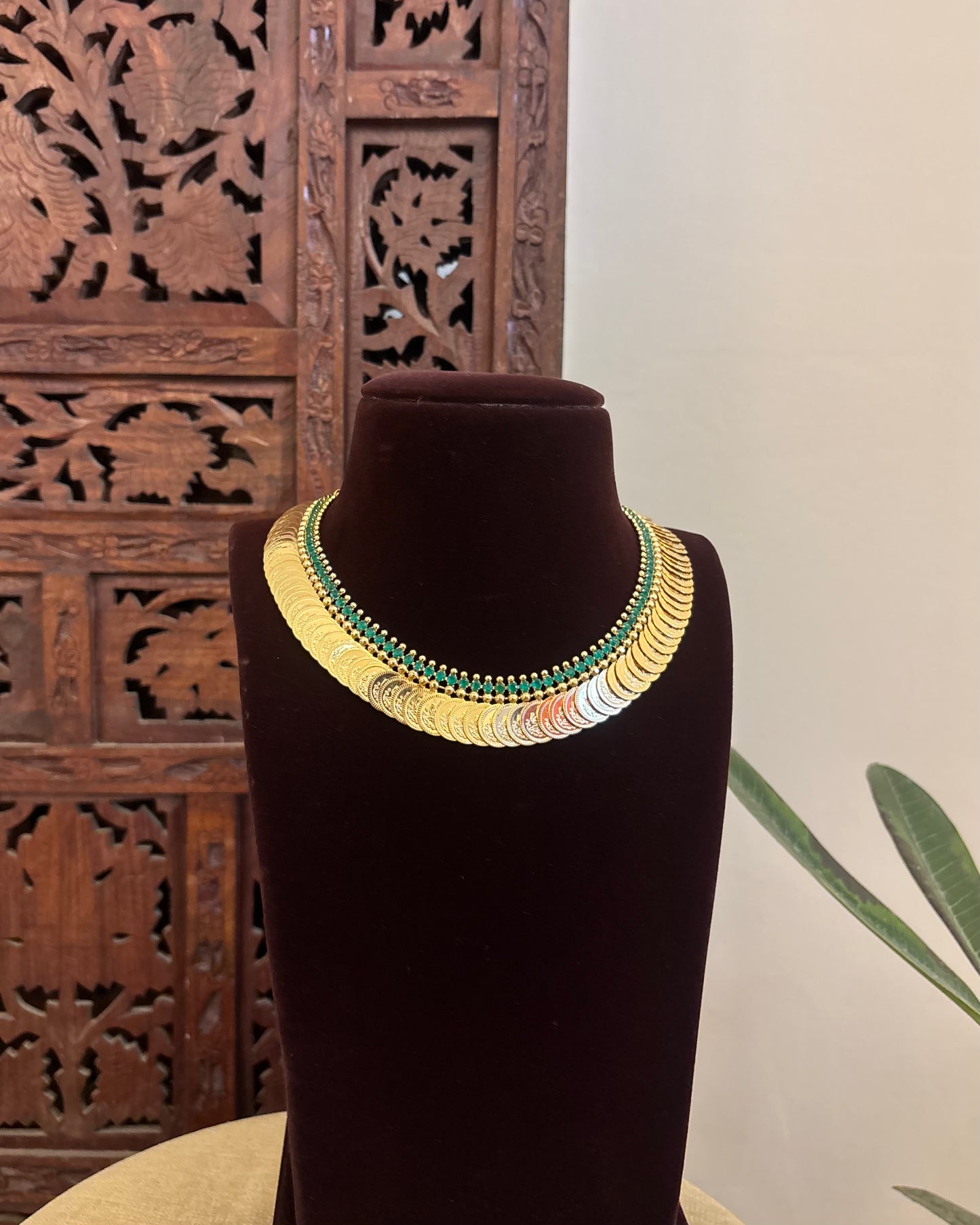 Lakshmi Kaasu Necklace with Stones | Green | NC583
