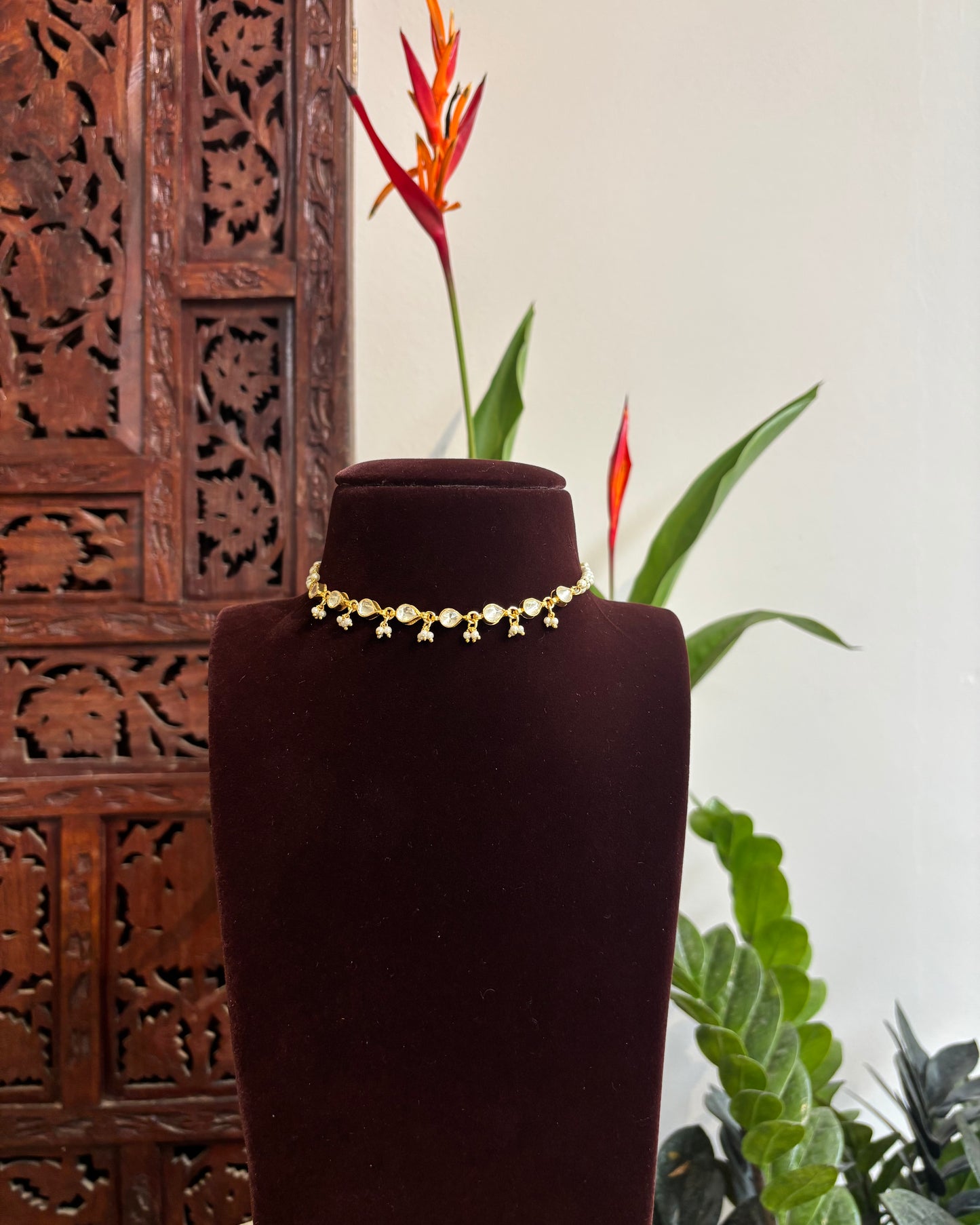 Minimal White Floral Pearl Choker Necklace with Earrings | NC321