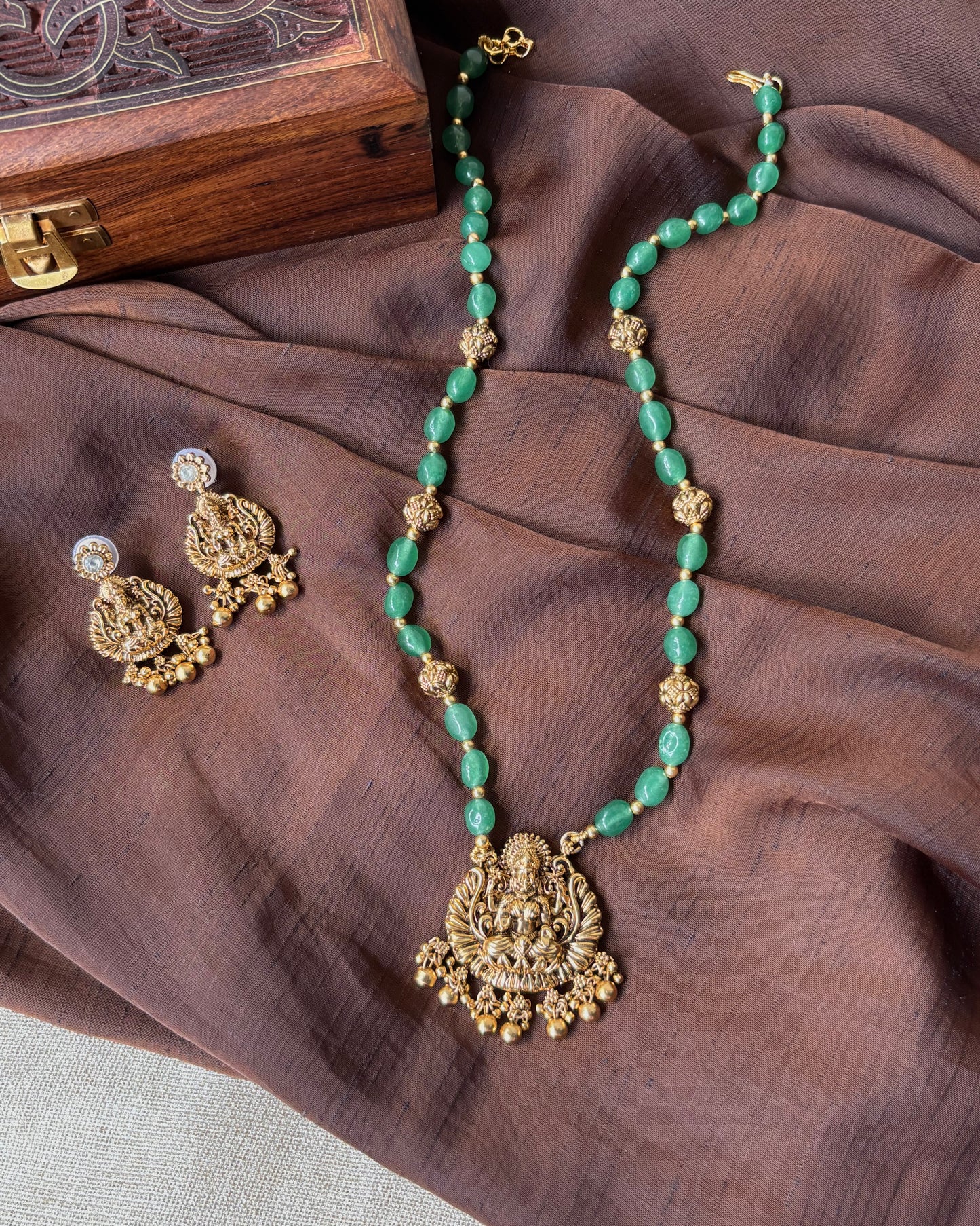 Strawberry Beads 2-in-1 Antique Haram Set – Lakshmi & Floral Reversible Pendant and Earrings | NC063
