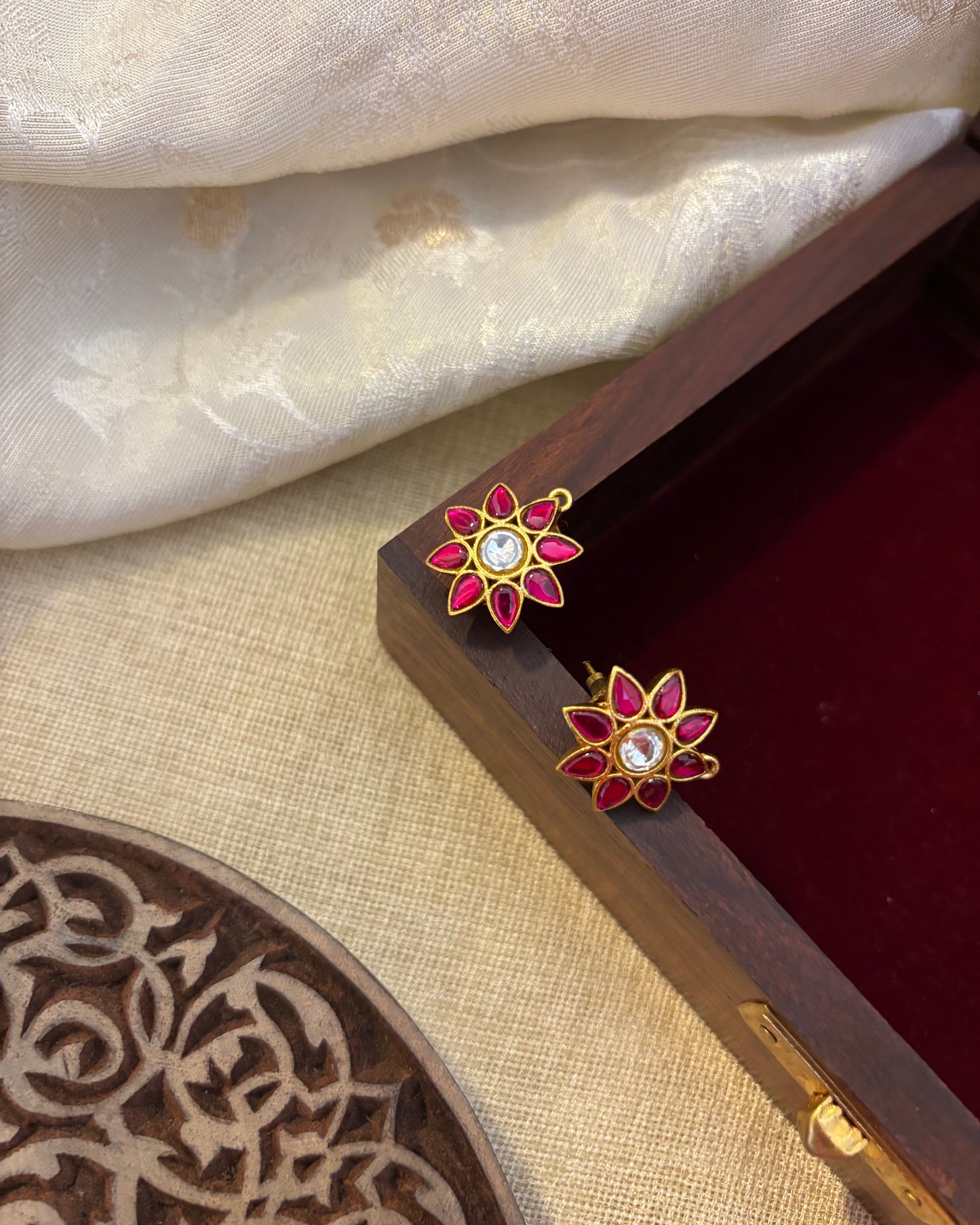 Multicolor Floral Stud Earrings | ER091