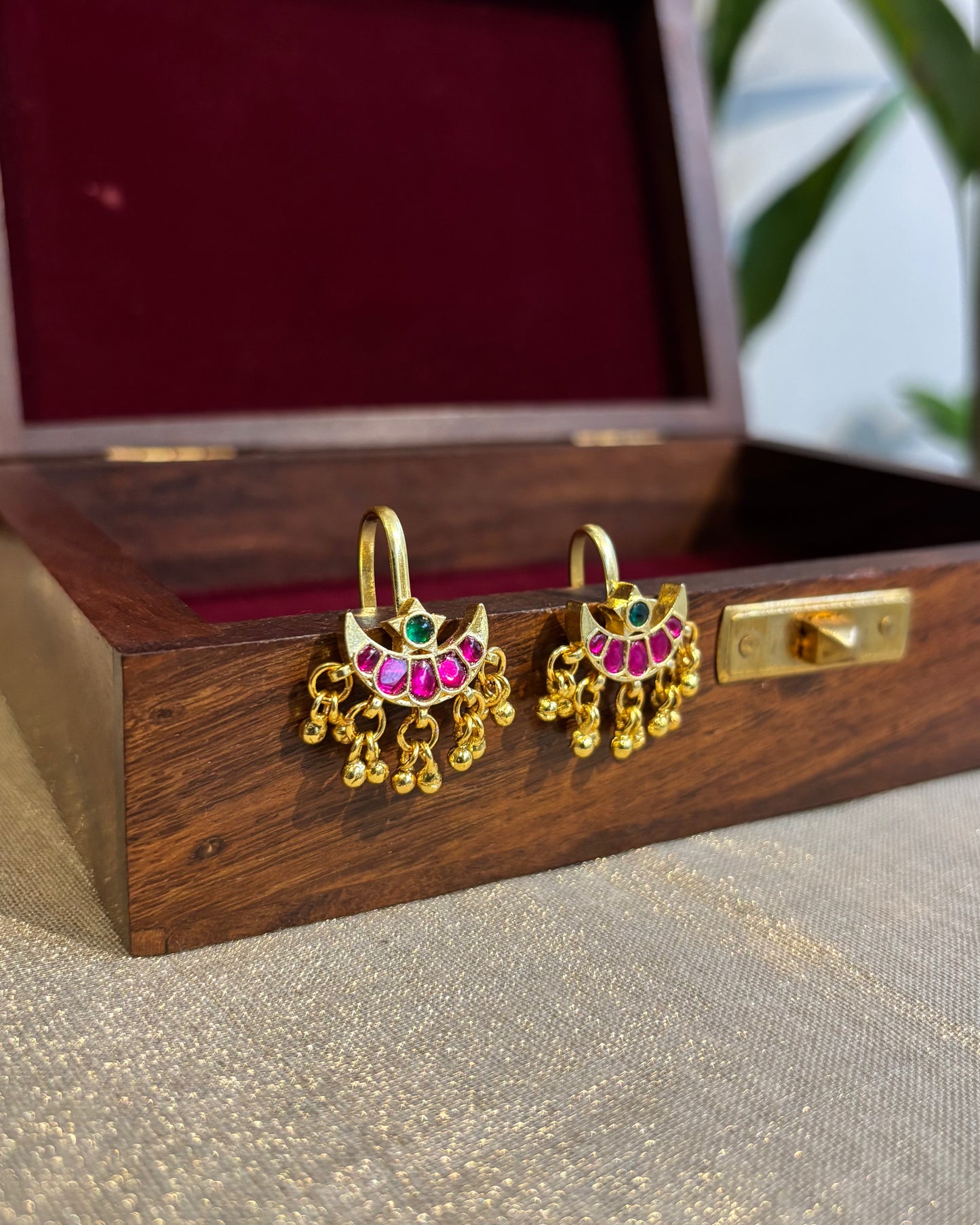 Multicolor Chand Gold-Finish Jadau Bugadi | ER167