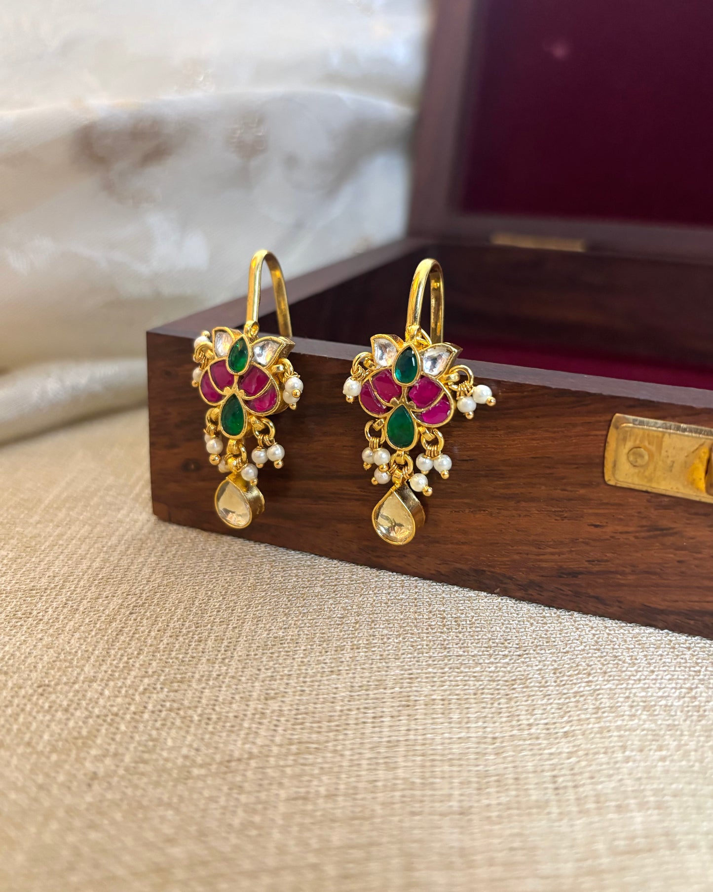 Multicolor Floral Gold-Finish Jadau Bugadi | ER115