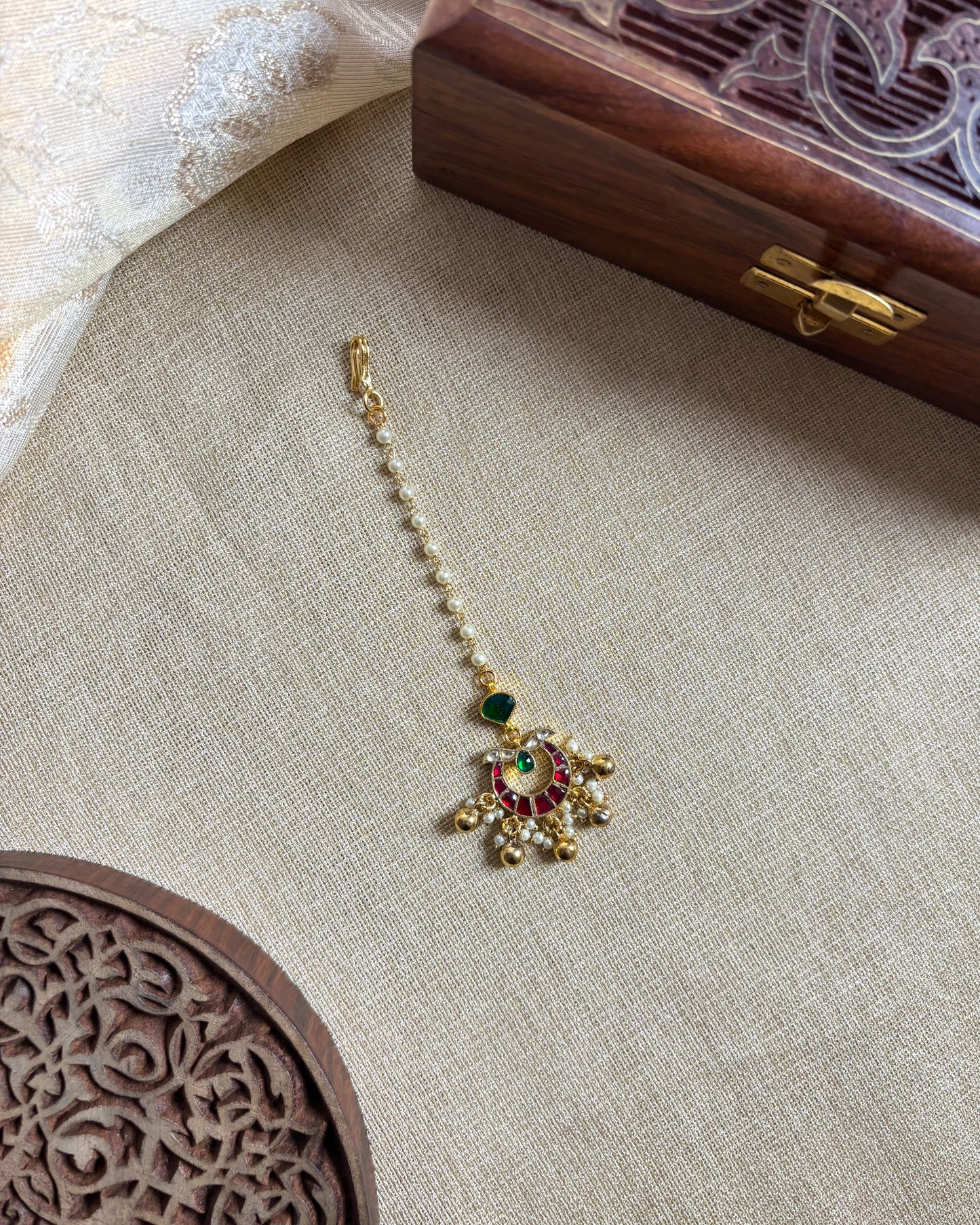 Jadau Kundan Maang Tikka with Pearl Chain | MT125