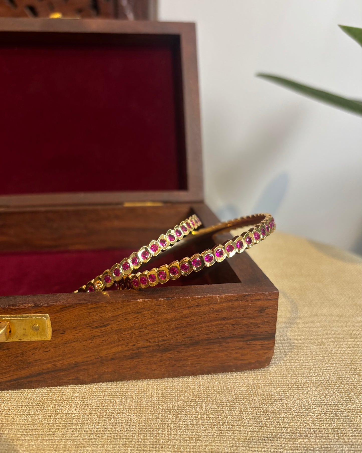 Vintage Impon Bangles | Ruby | BA055