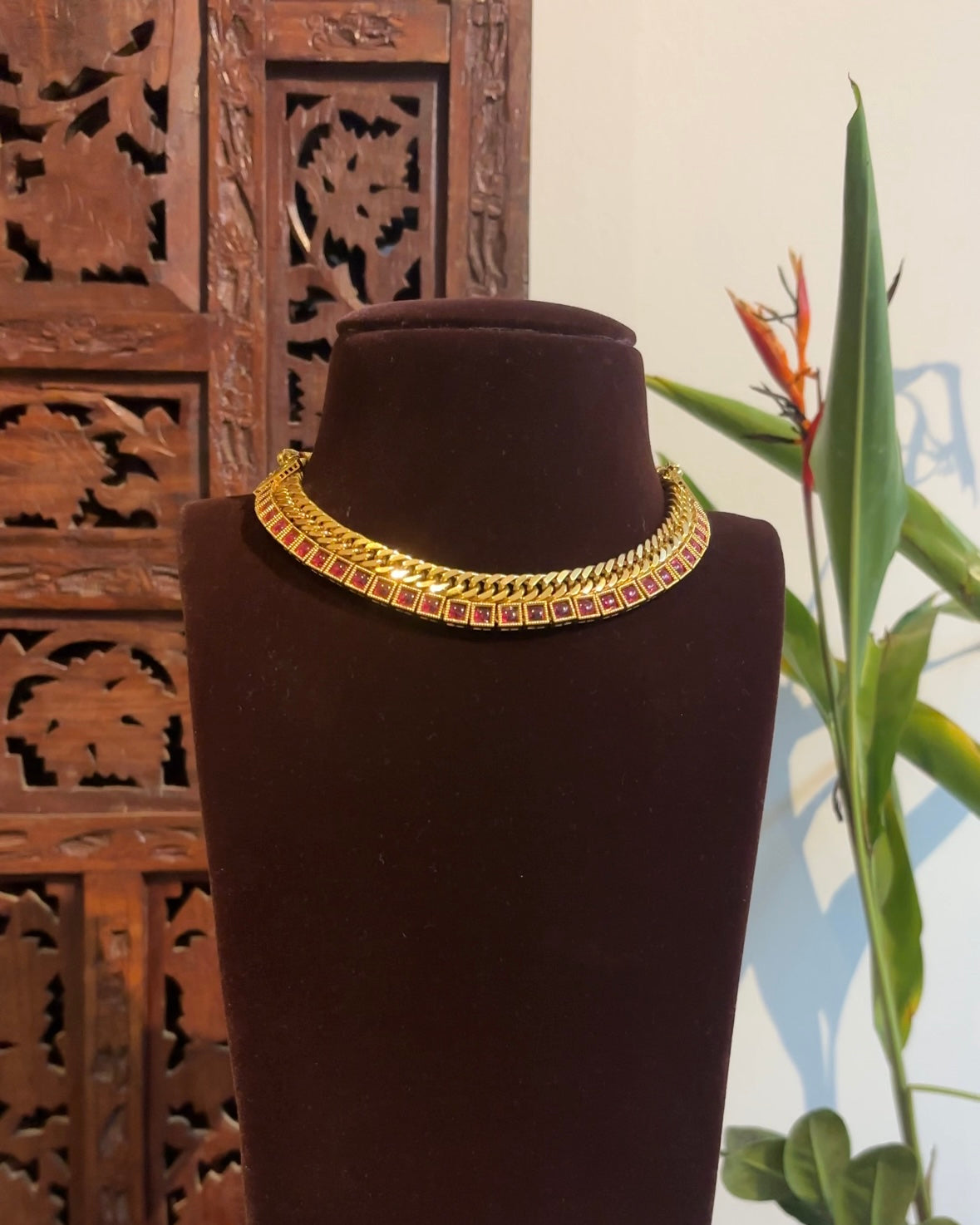 The Jalebi Swirl: Minimalist Kemp Stone Necklace | Ruby| Contemporary Ethnic Wear | NC222