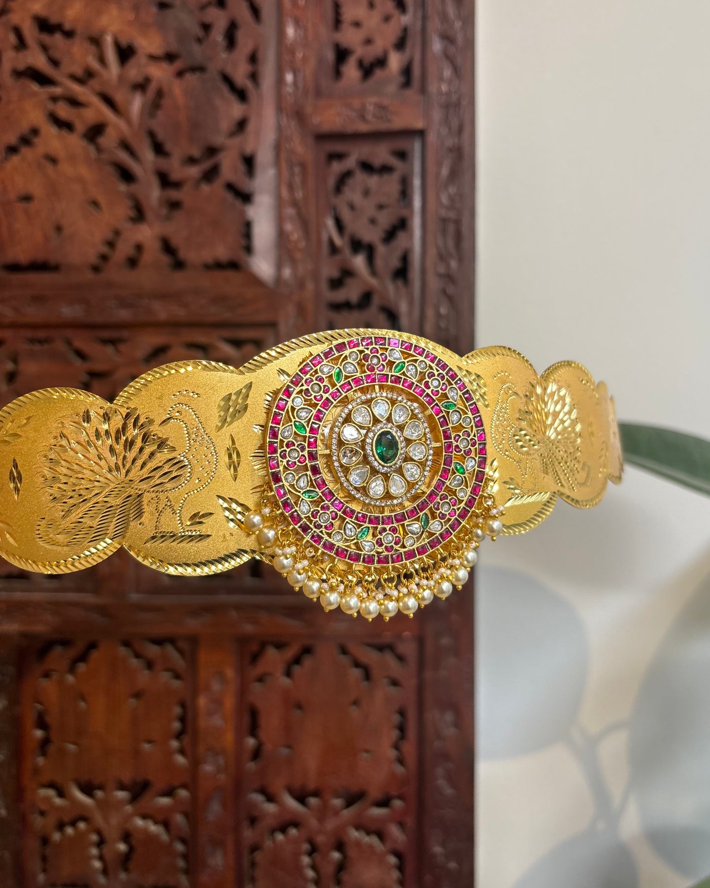 Jadau Kundan Minimal Hip Belt with Adjustable Multi-Hook Closure | WB005