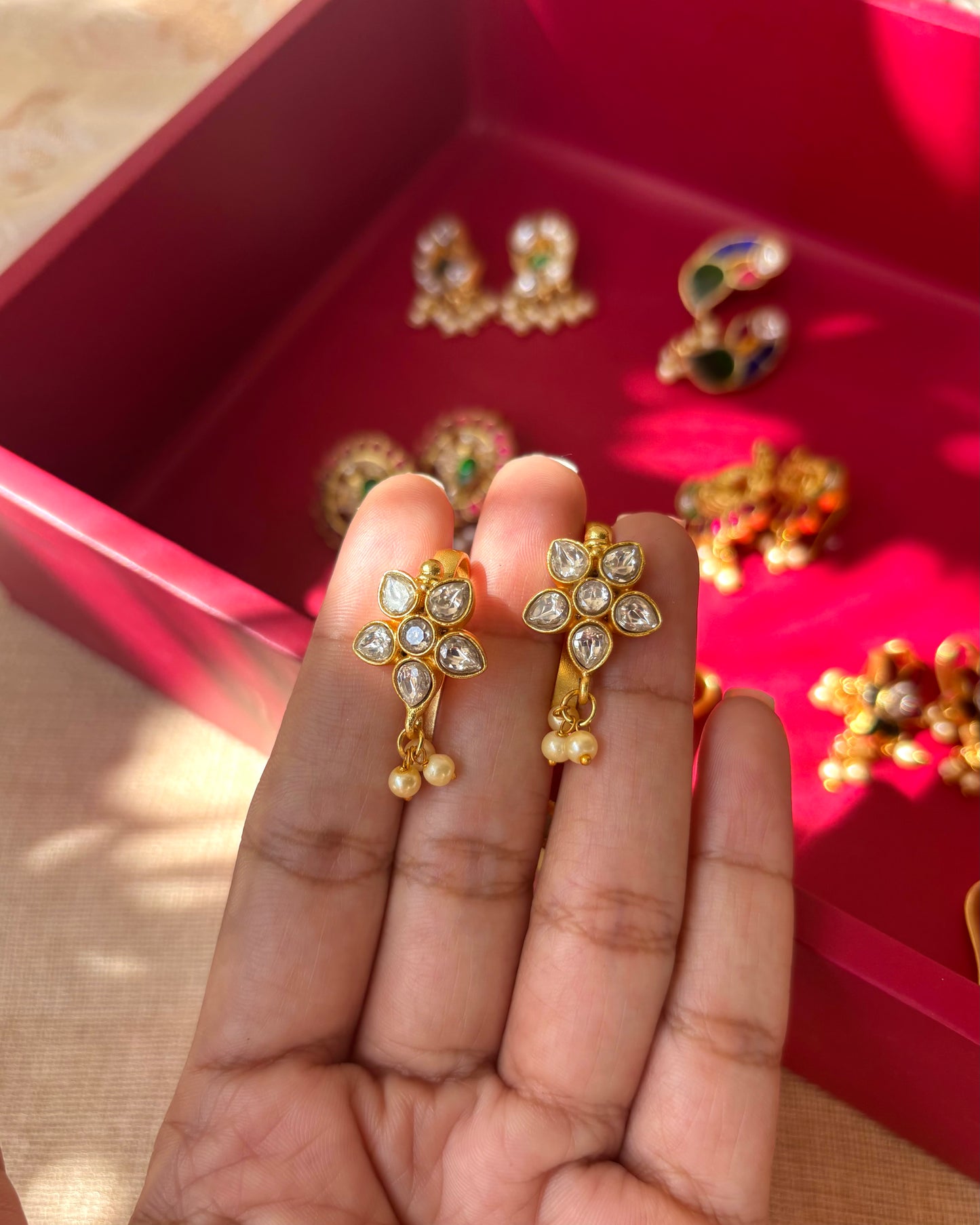 Floral Gold-Finish Jadau Bugadi | ER032