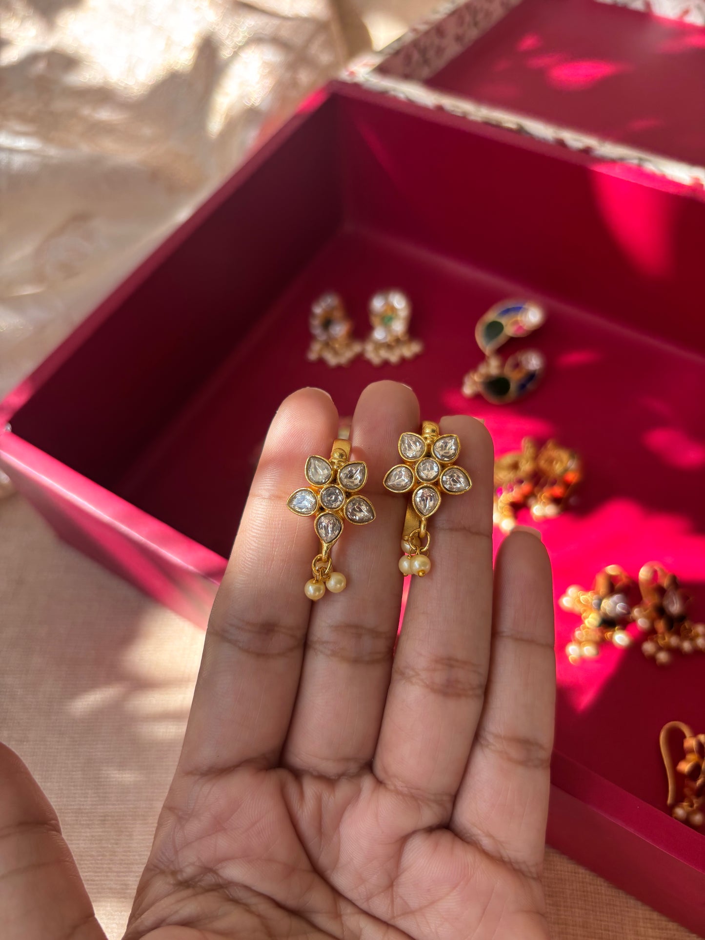 Floral Gold-Finish Jadau Bugadi | ER032