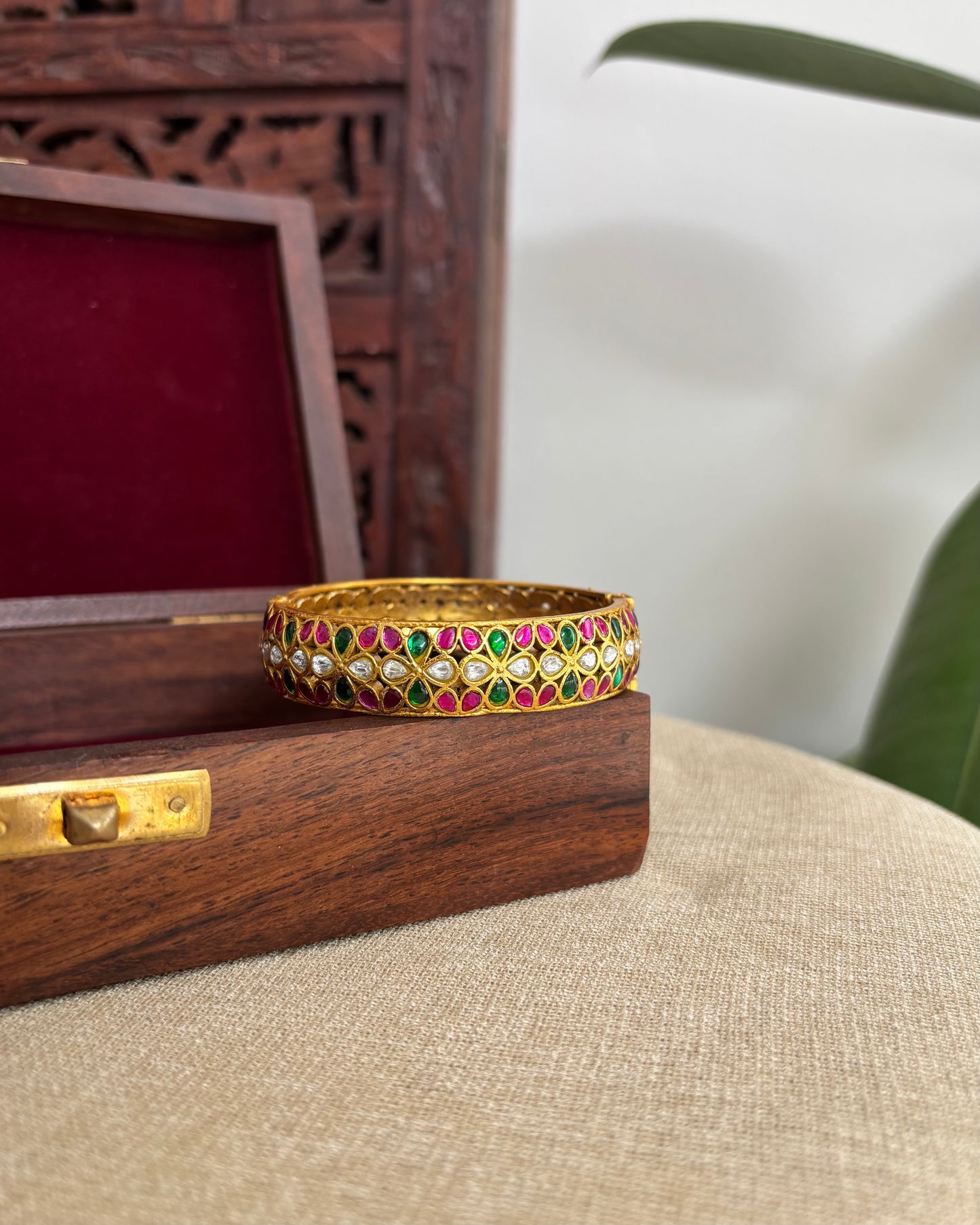 Jadau Kundan Kada Bangle | BA026