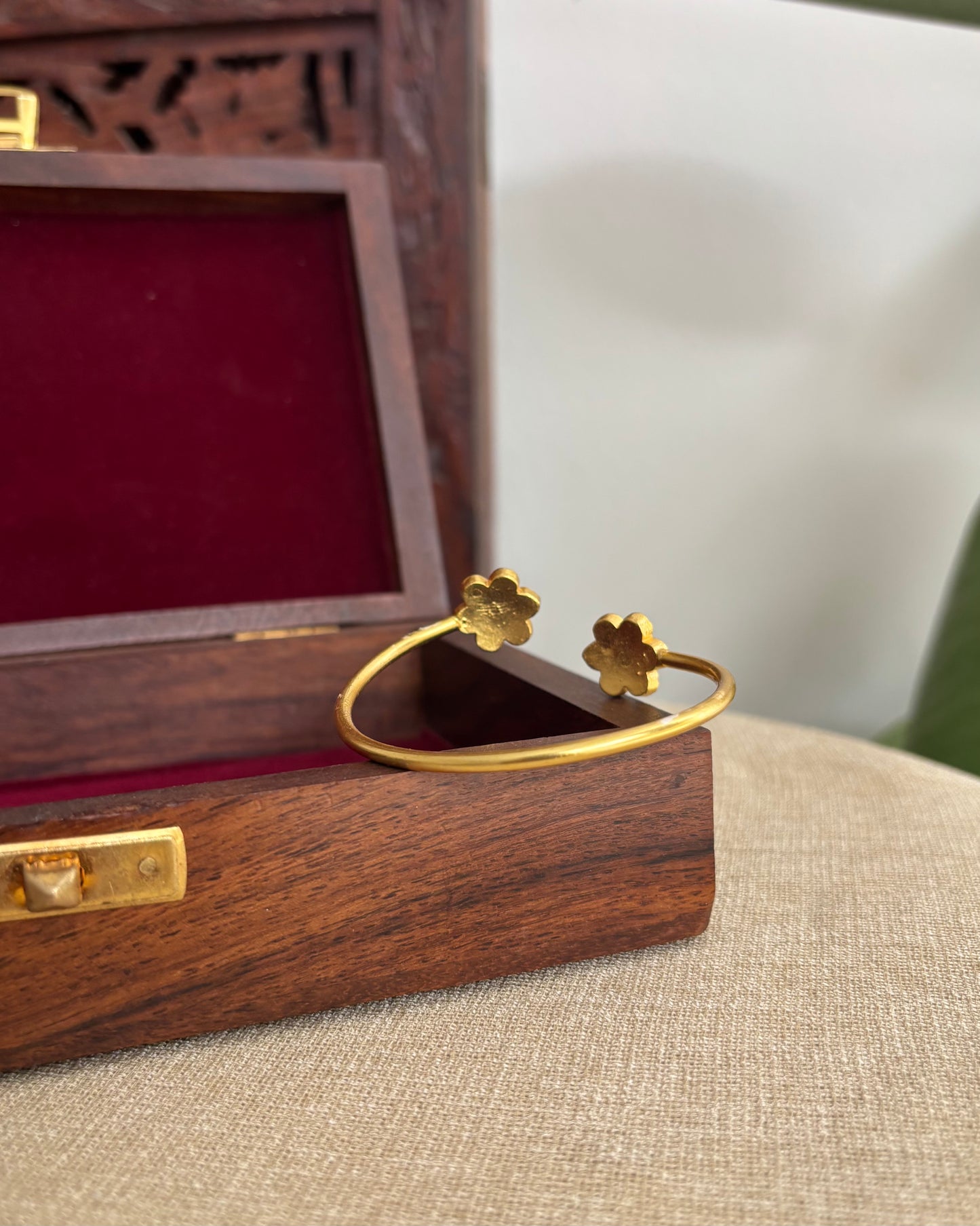 Minimal Jadau Kundan Bracelets | BA041