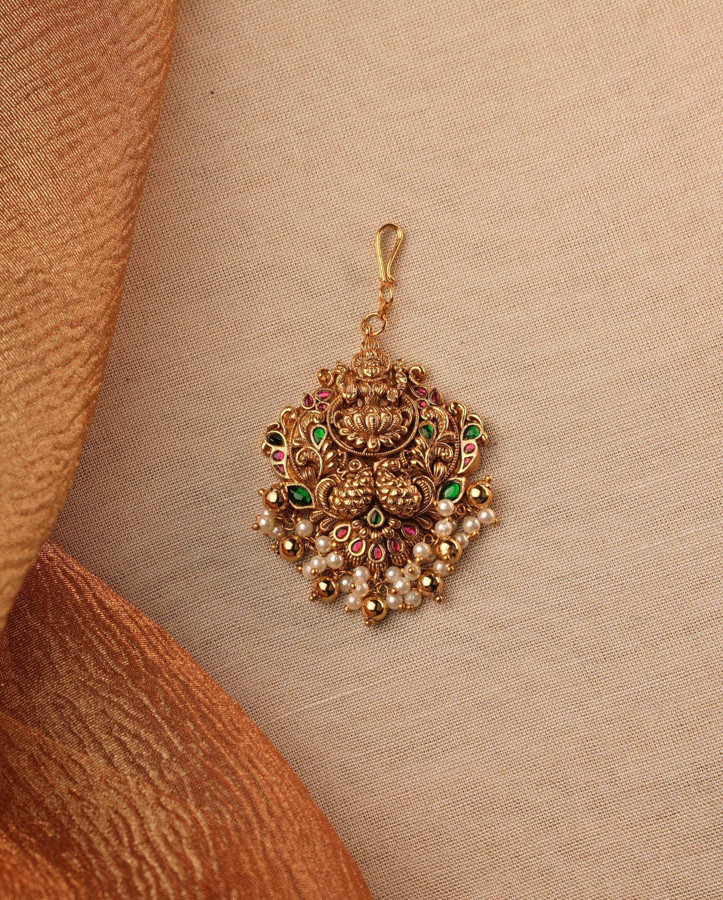 Antique Jadau Lakshmi Maang Tikka