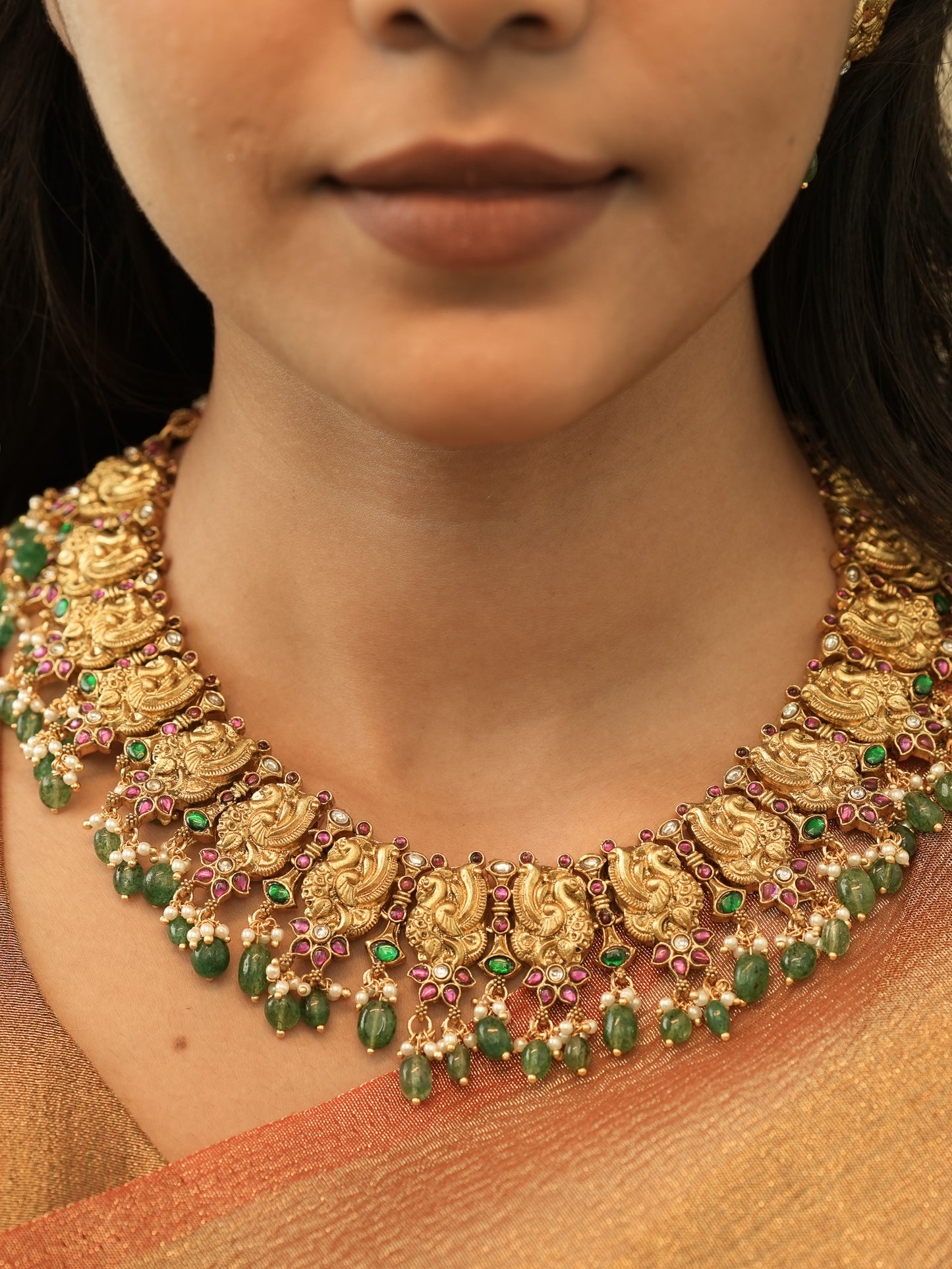 Exquisite Matte Gold Jadau Necklace Set With Earrings