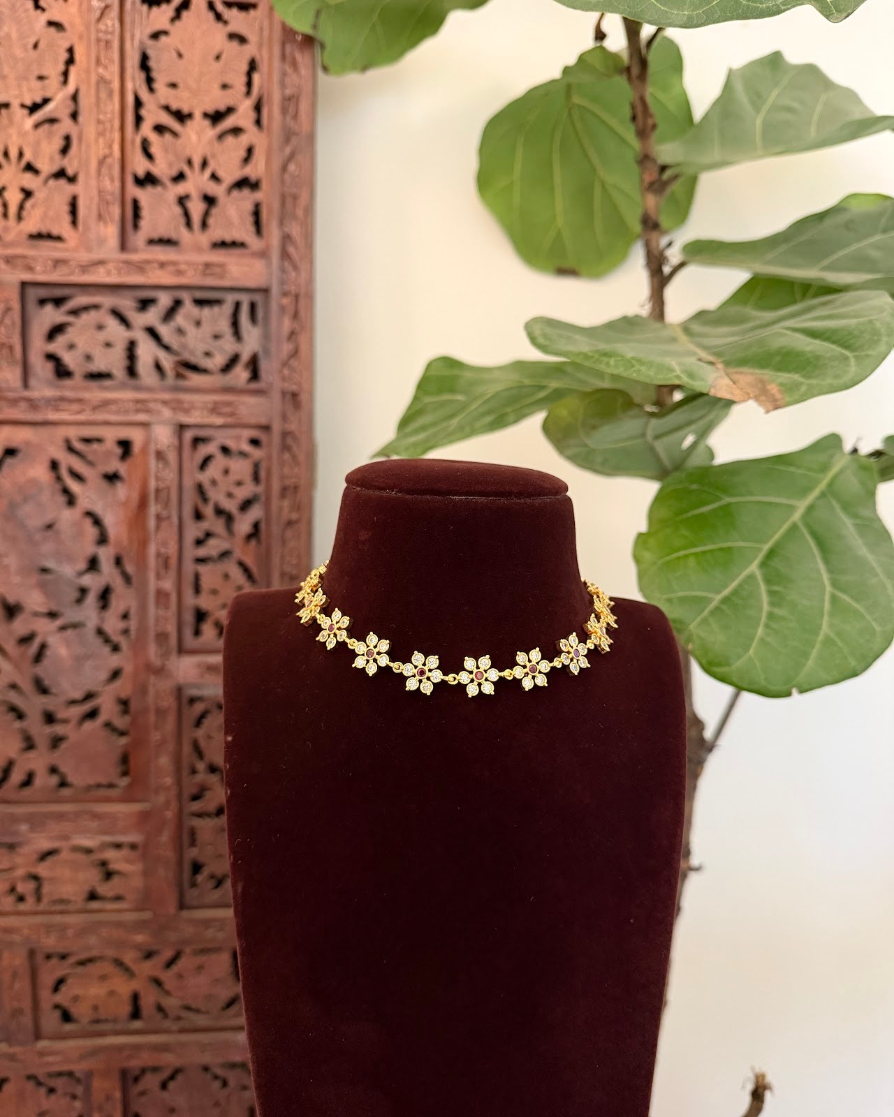 Vintage Floral Impon Choker Necklace | Ruby & White | Handmade Gold Tone | NC824