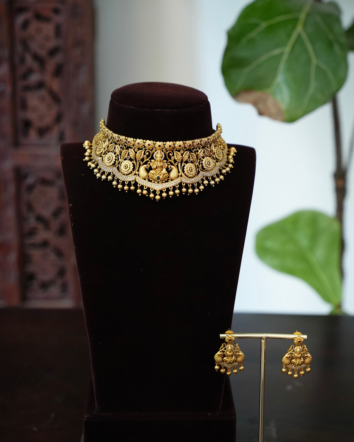 Divine Heritage Lakshmi Choker Necklace Set with Earrings | NC905