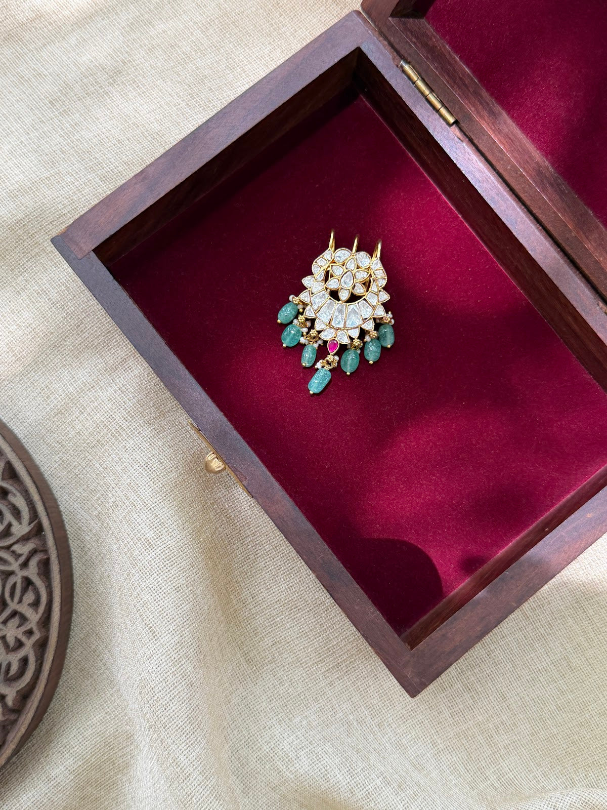 White Jadau Kundan Hair Pendant | Handmade Gold Plated | HA402