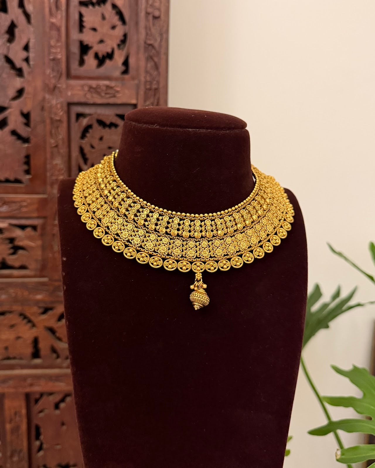 Classic Antique Gold Matte Bridal Necklace Set NC710