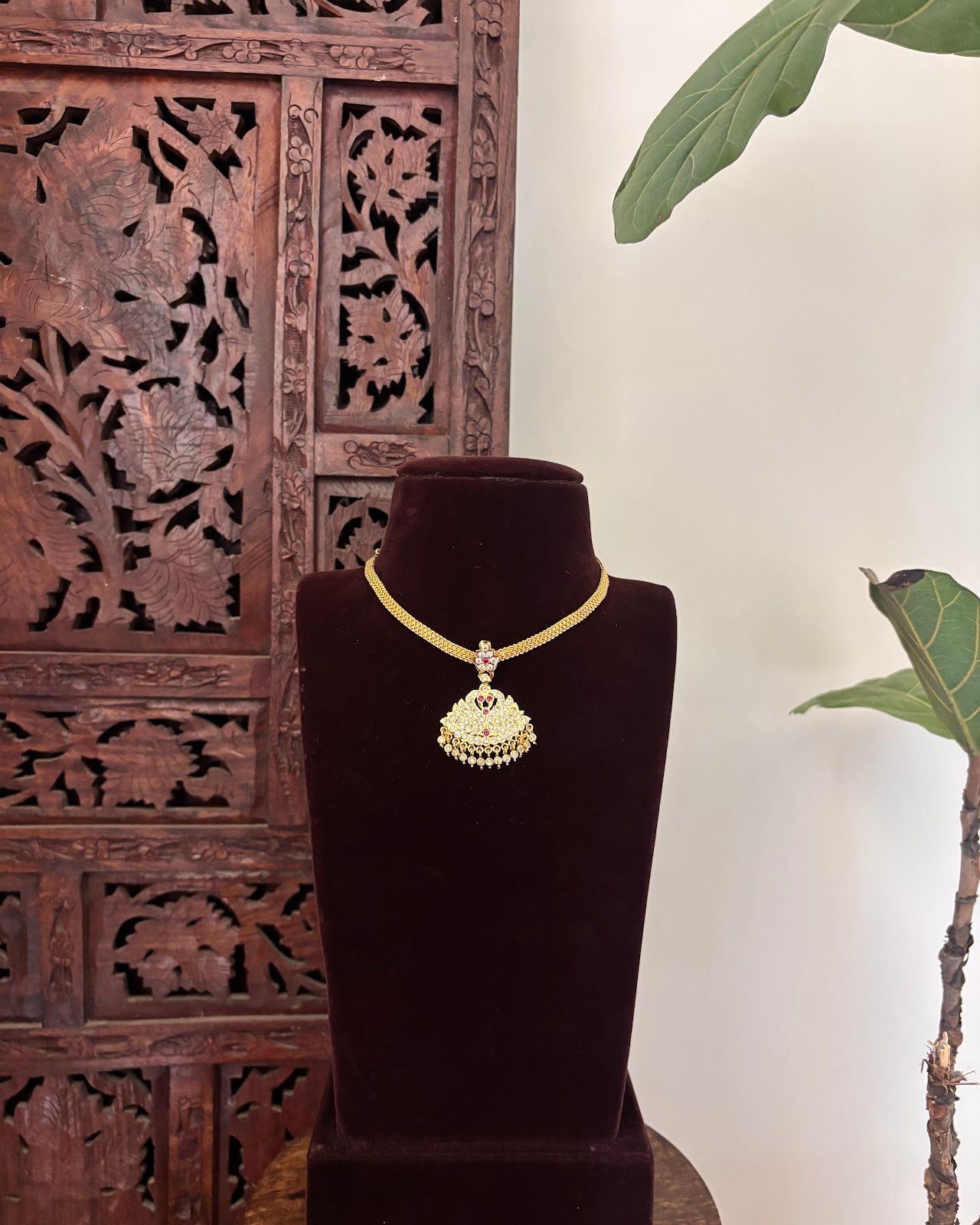 Vintage Impon Attigai Necklace – Ruby and White | Handmade Gold Tone | NC802