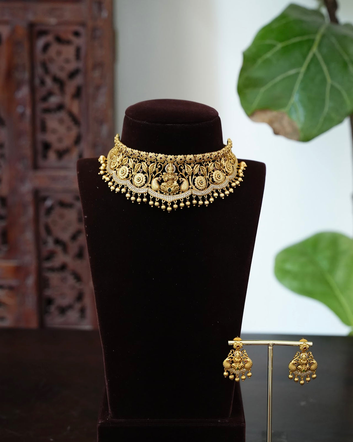 Divine Heritage Lakshmi Choker Necklace Set with Earrings | NC905