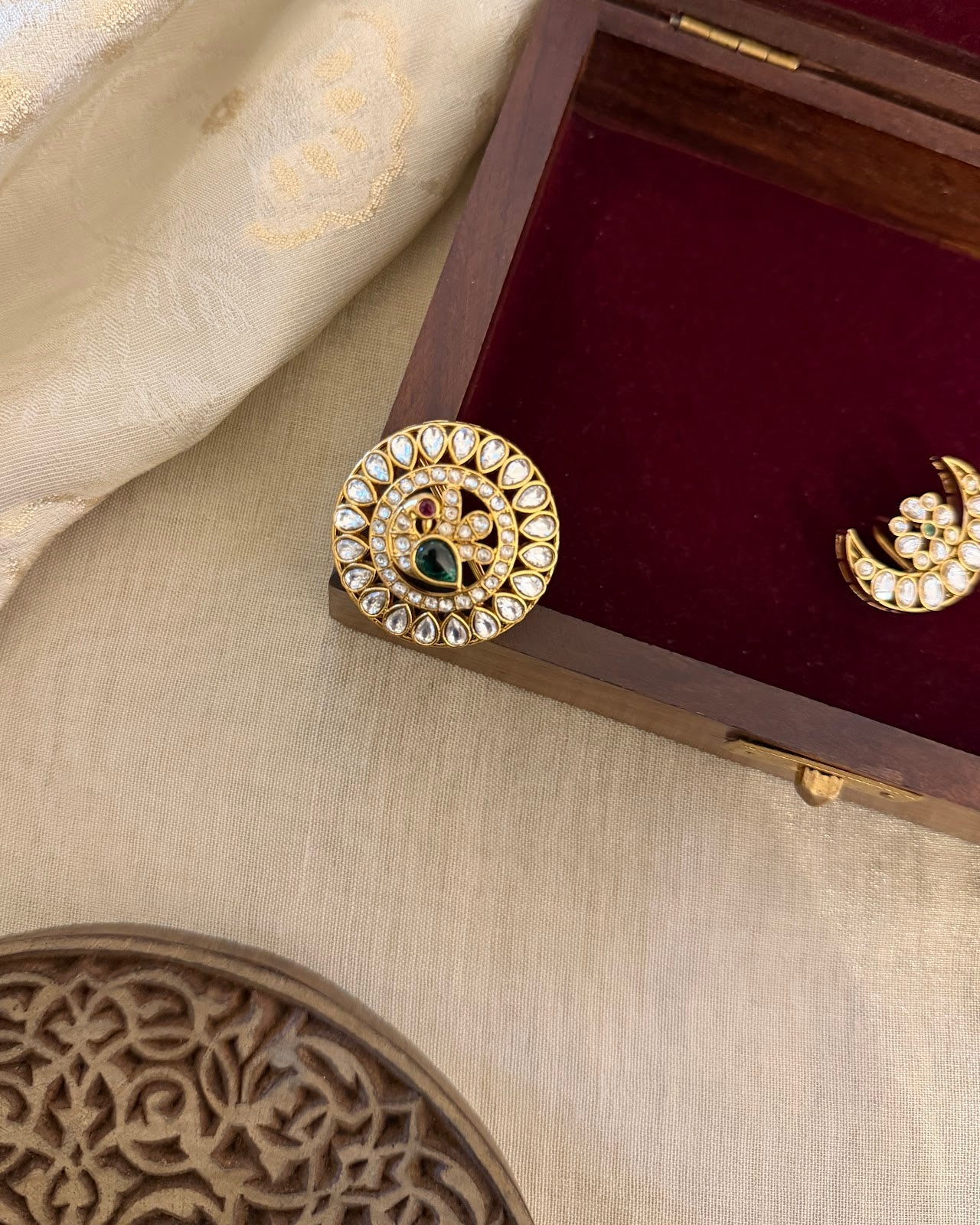 Jadau Kundan Sun & Moon Hair Accessory HA358
