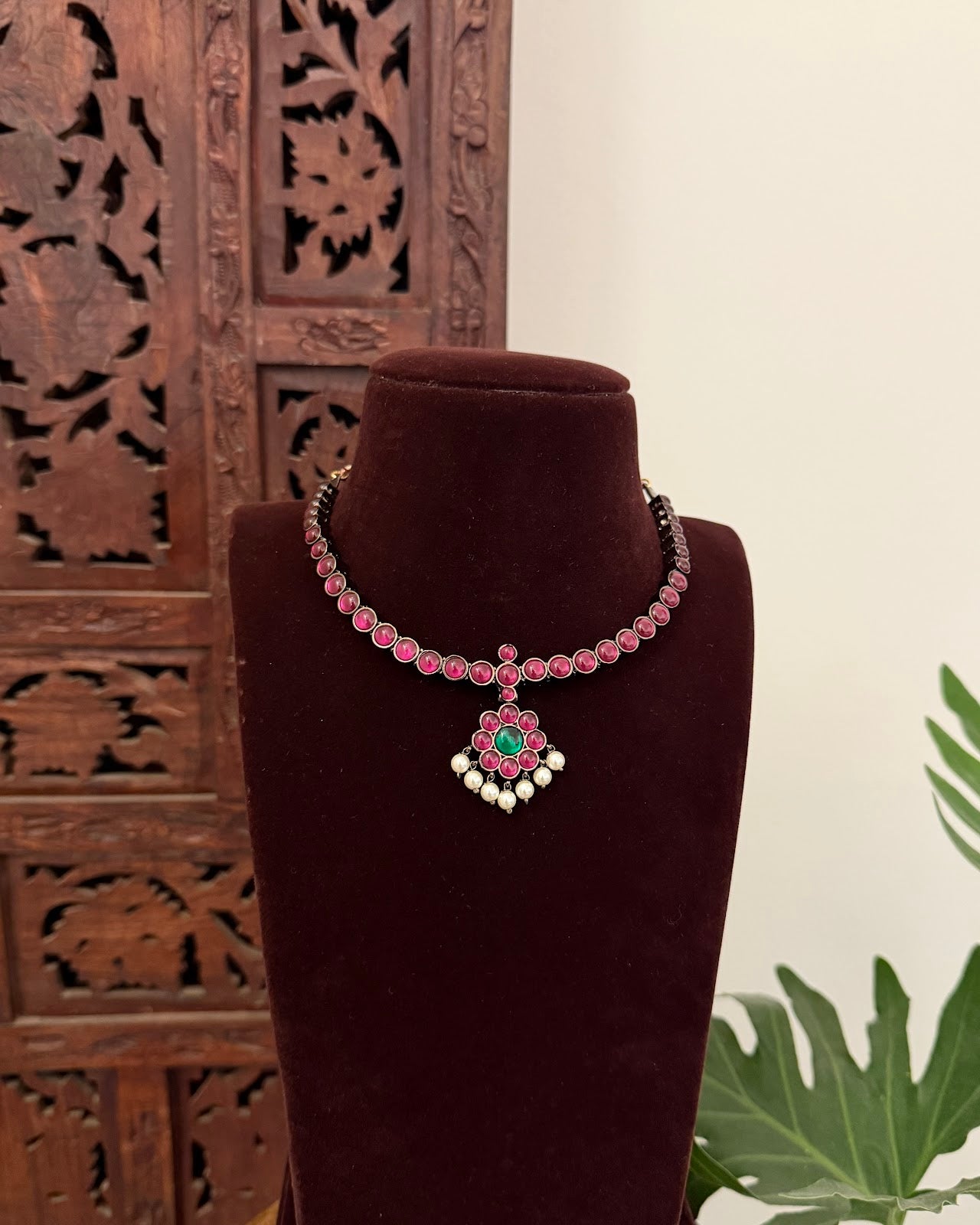 Vintage Impon Necklace Ruby NC689