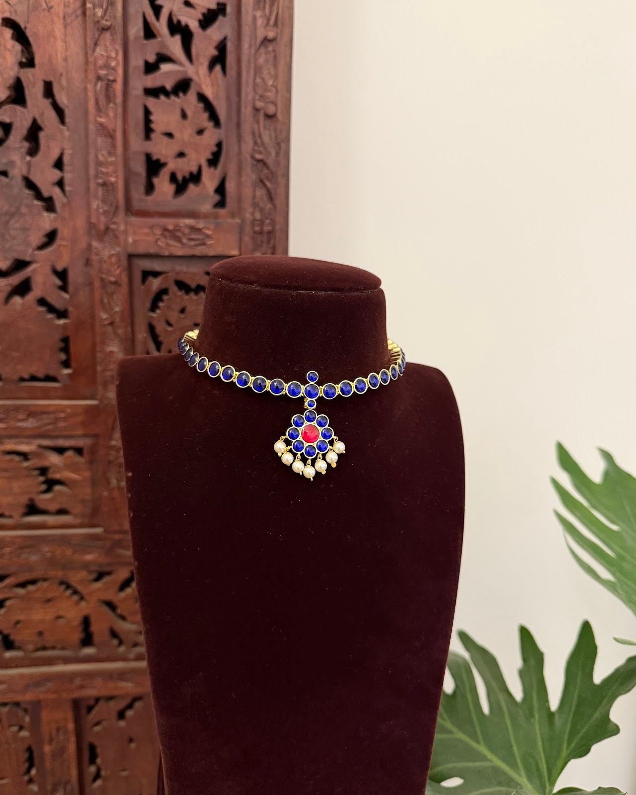 Vintage Impon Necklace Blue NC691